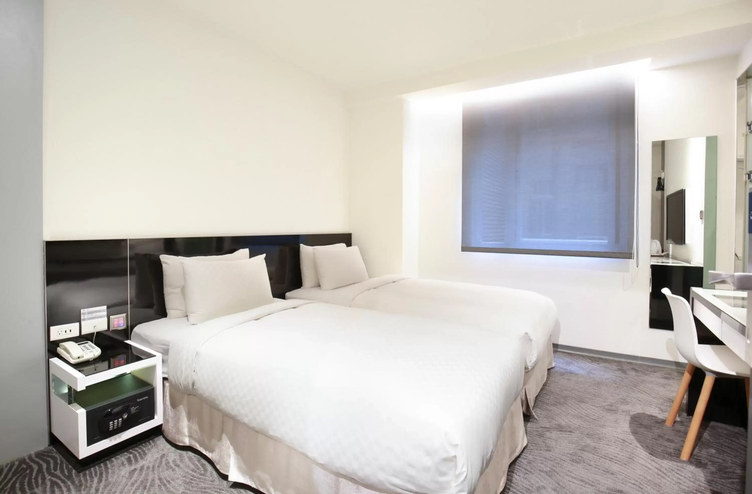 Photo of the whole room, Bed in CityInn Hotel Plus - Taichung Station Branch