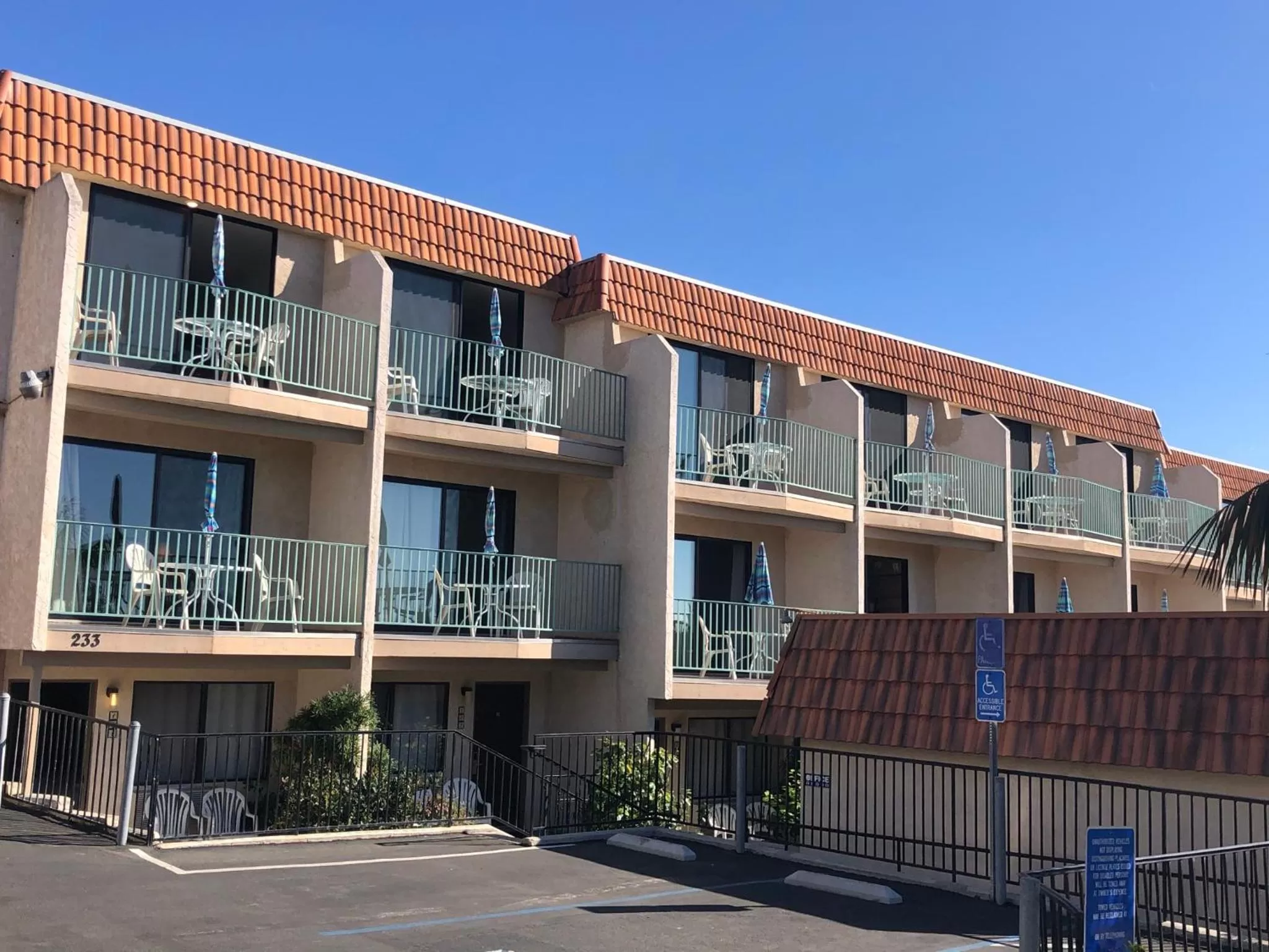 Property building in Moonlight Beach Motel