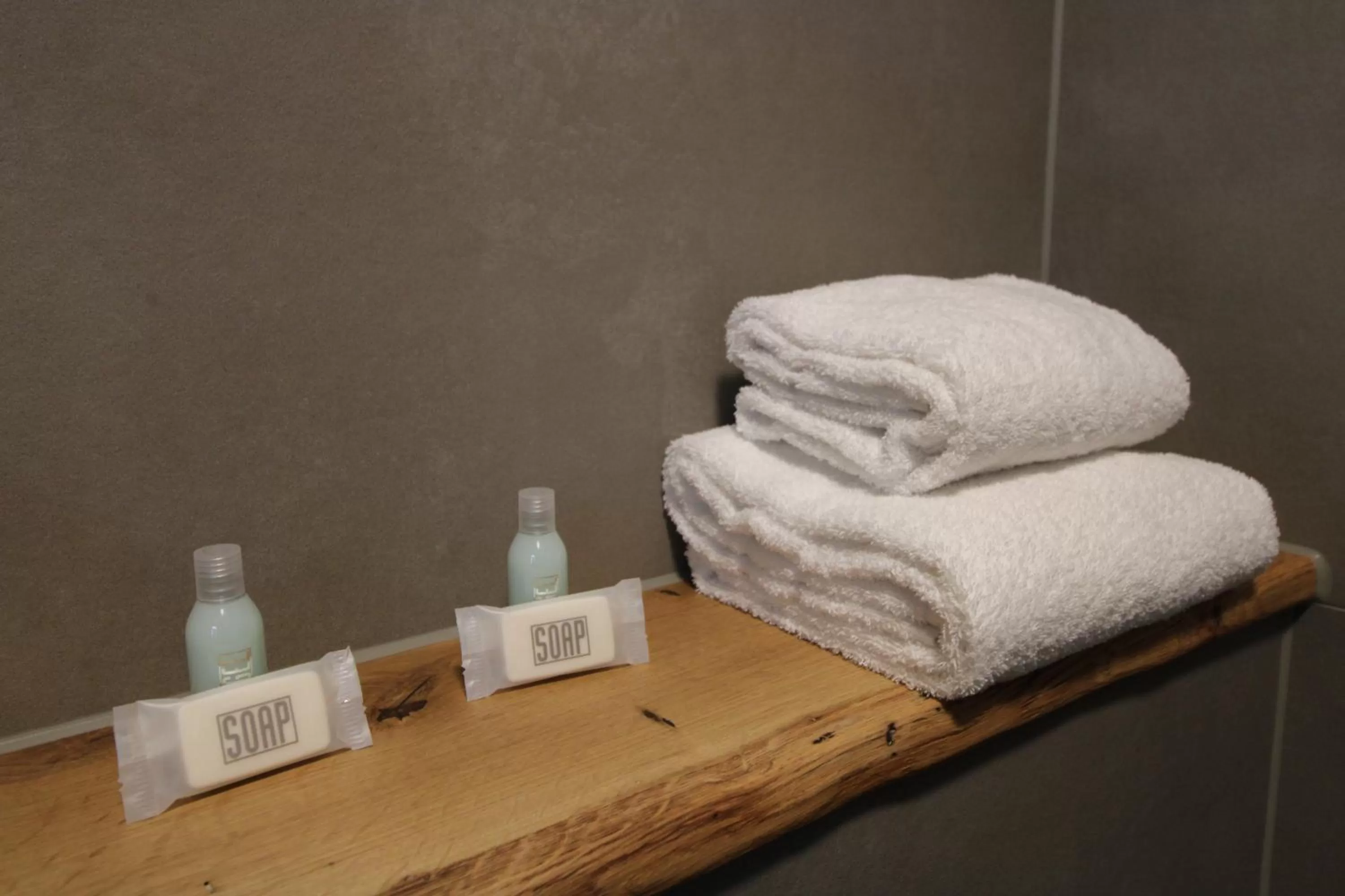 Bathroom in DER Hirsch Hotel