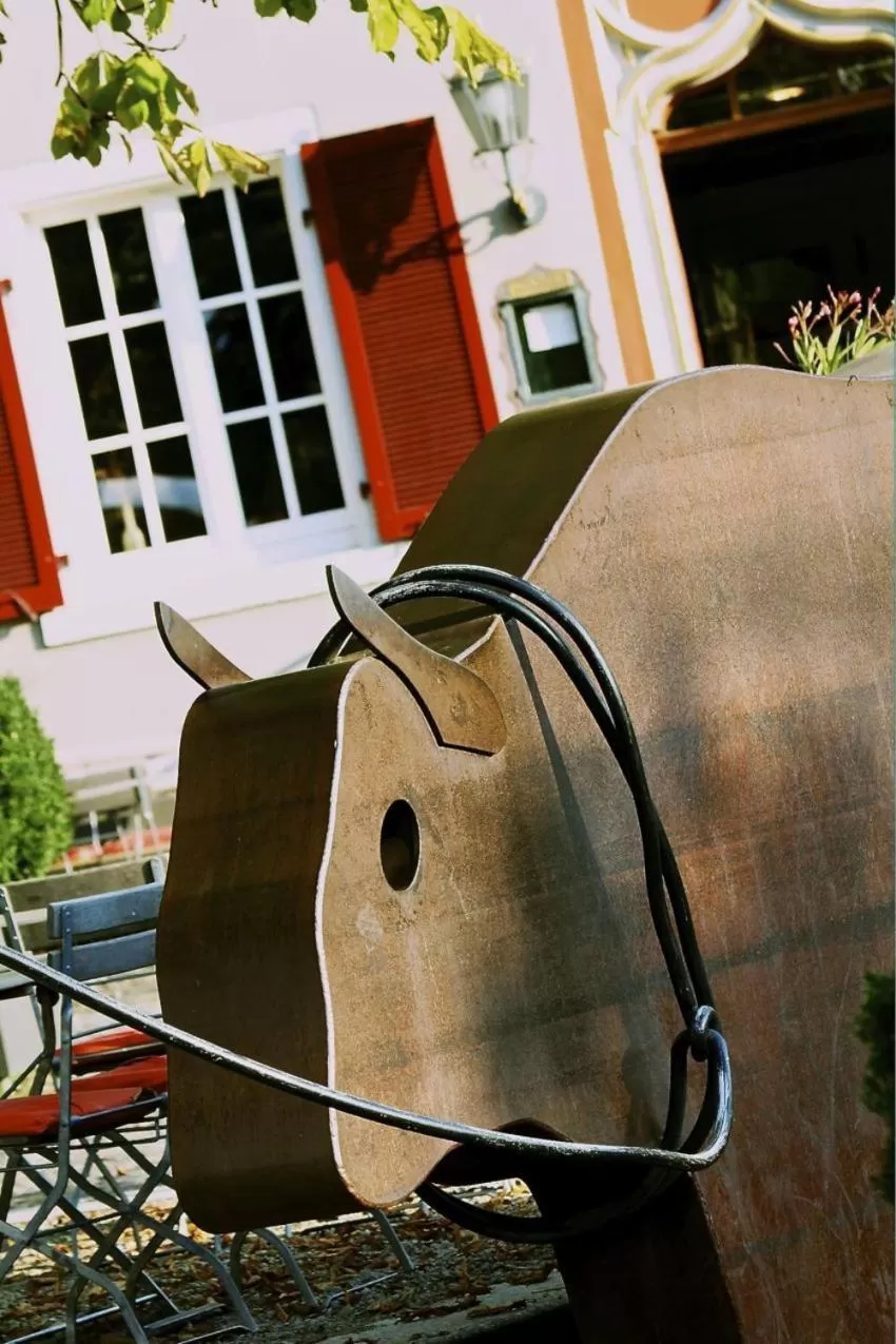 Decorative detail in OX Hotel