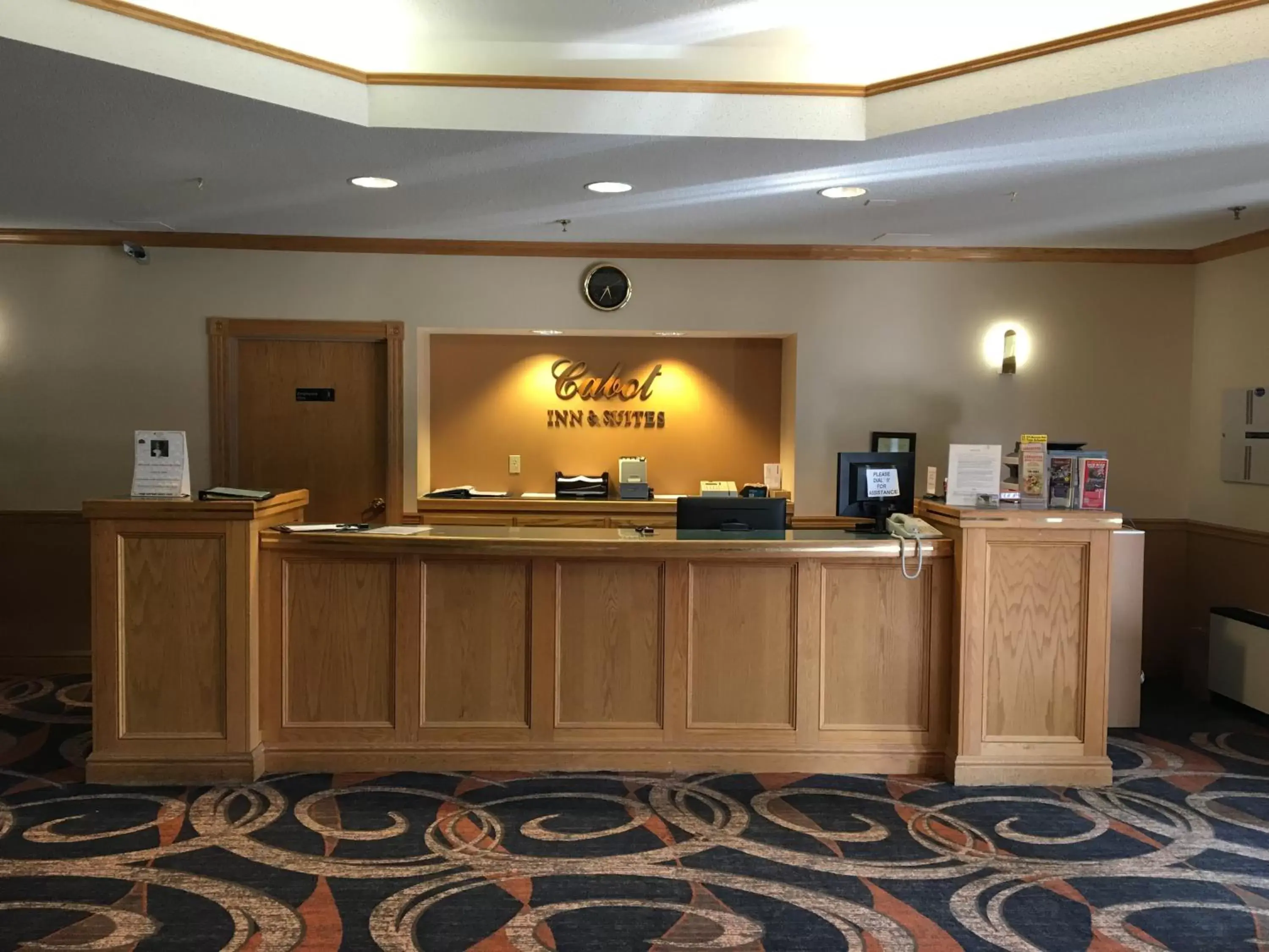Lobby or reception in Cabot Inn & Suites Lobby or reception in Cabot Inn & Suites