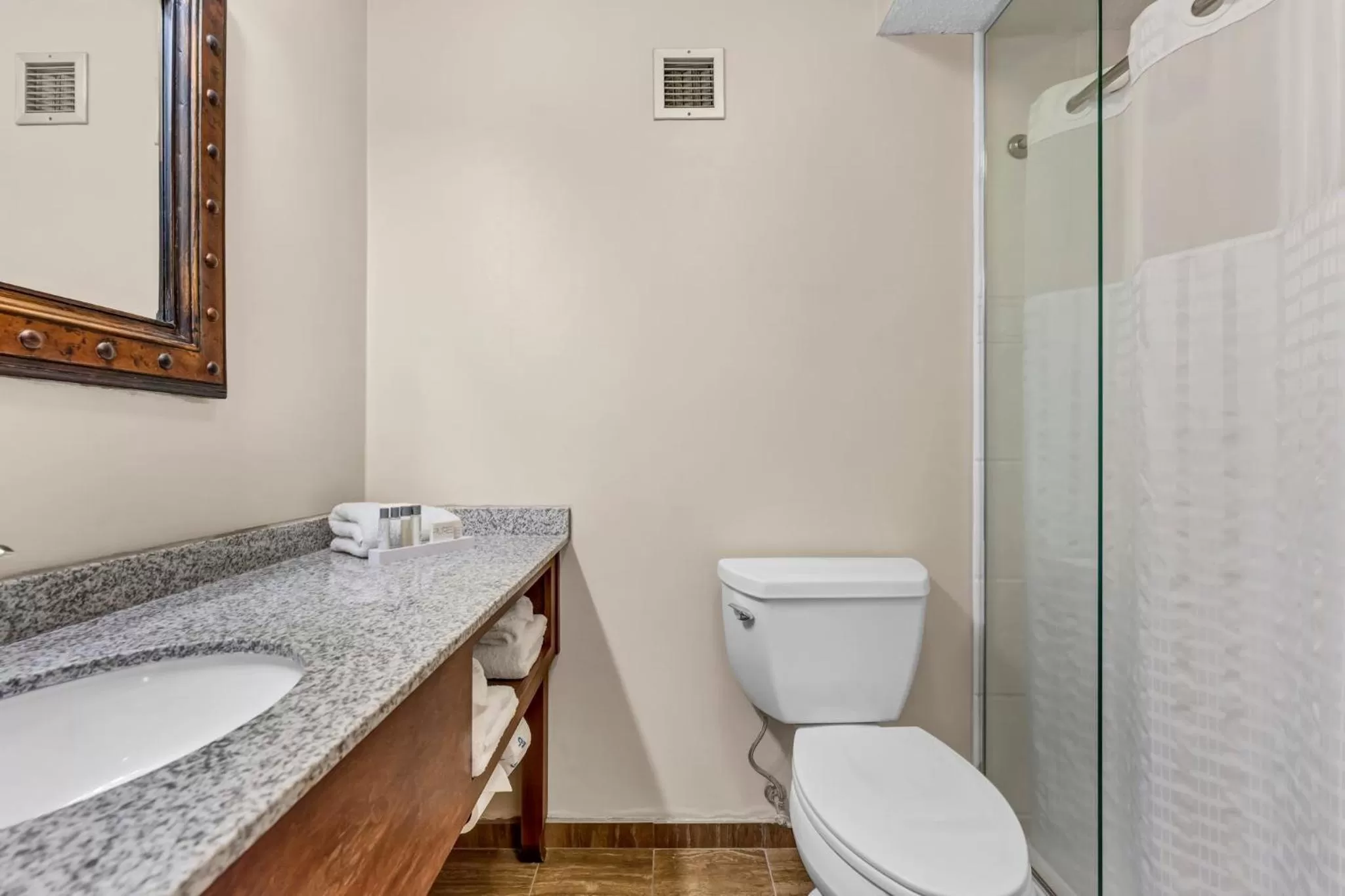 Buffalo Airport Hotel