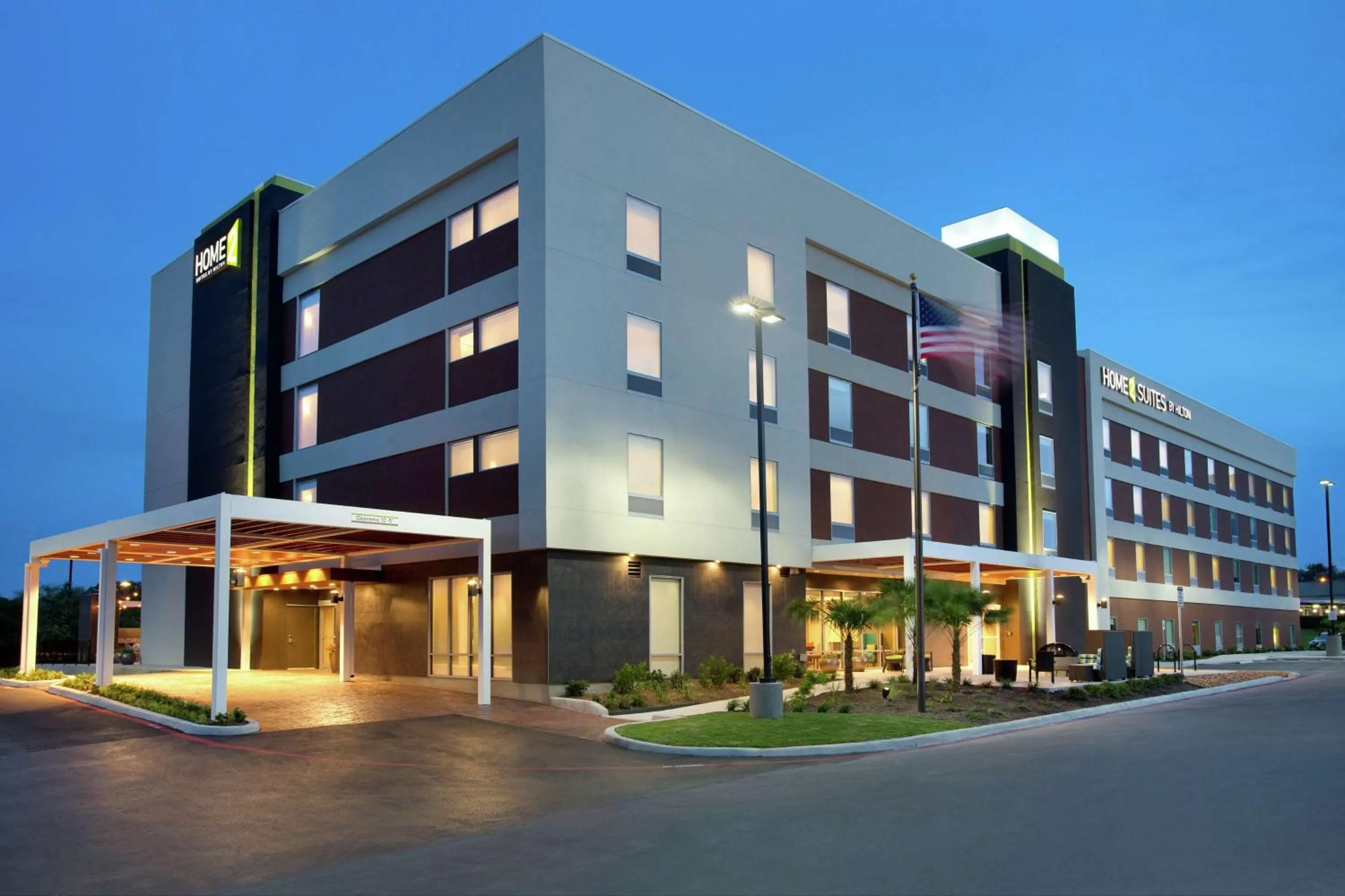 Property building in Home2 Suites by Hilton San Antonio Airport, TX