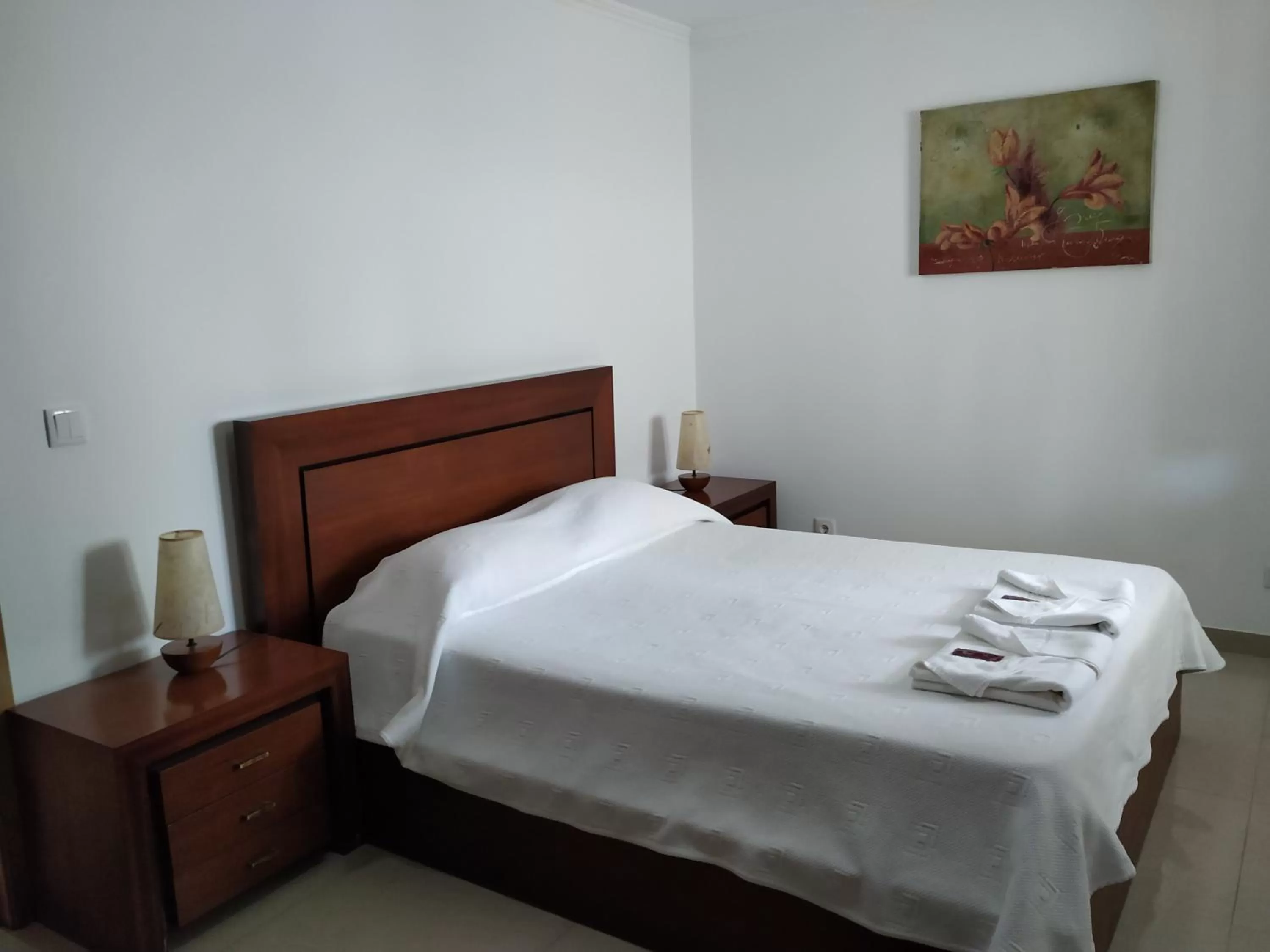 Bed in Costa & Isaias Apartamentos