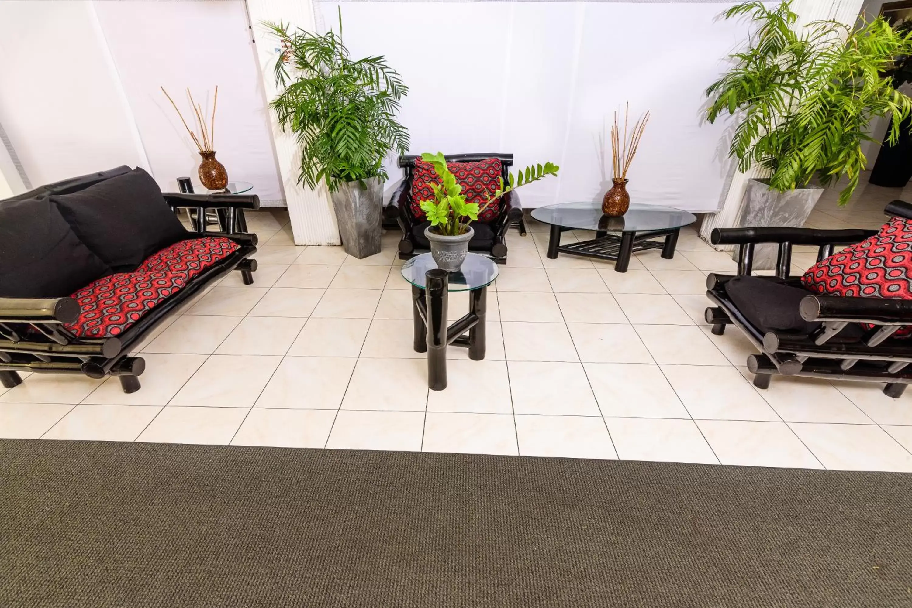 Seating Area in Hotel Tim Bamboo