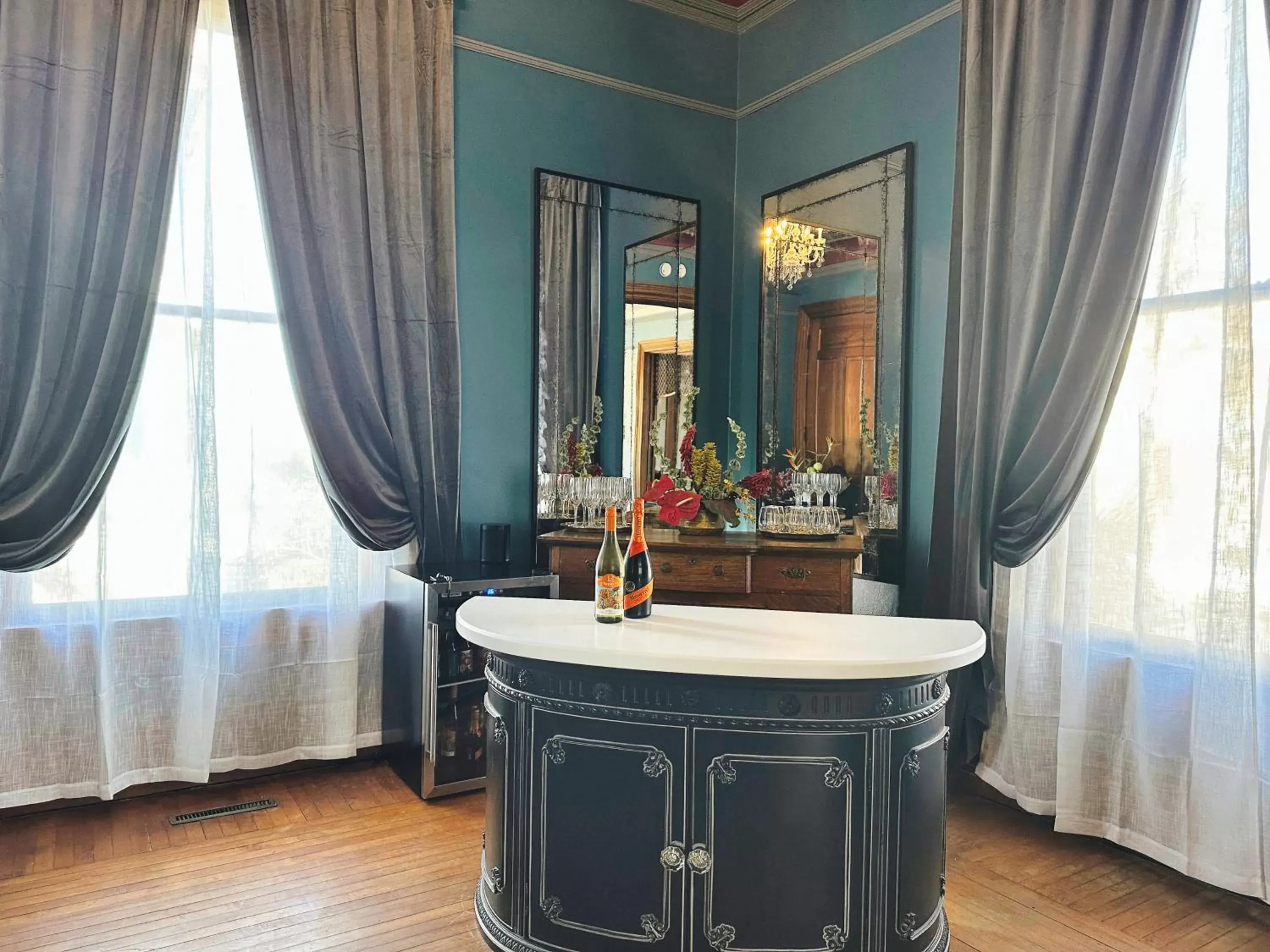 Lounge or bar, Seating Area in The Mansion on 17th, formerly Schaefer Haus