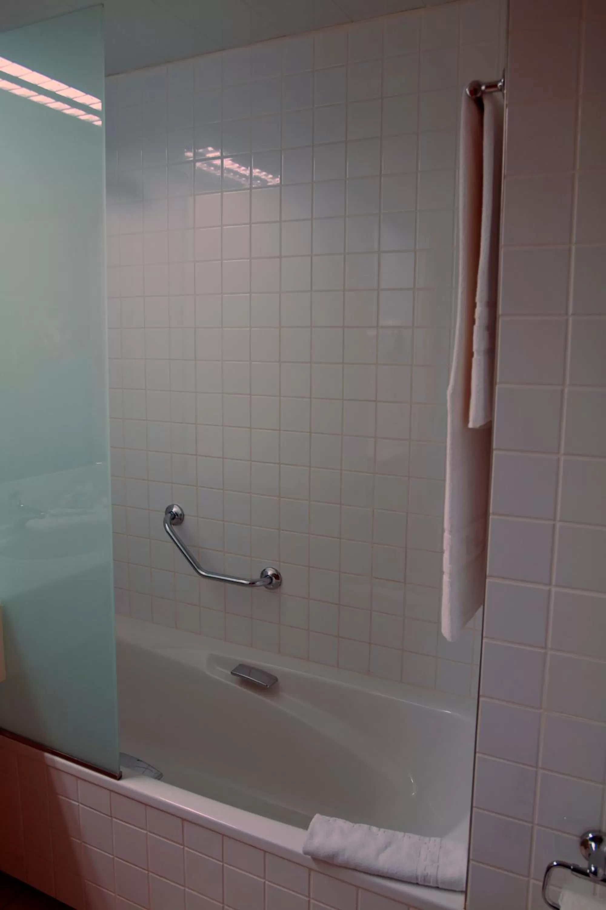 Bathroom in Hotel Lodomar Spa & Talasoterapia