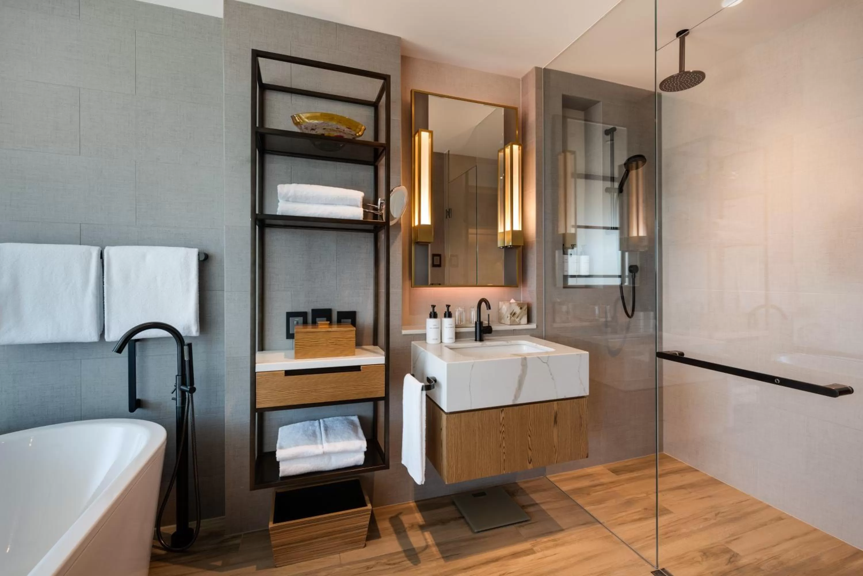 Photo of the whole room in InterContinental Perth City Centre by IHG