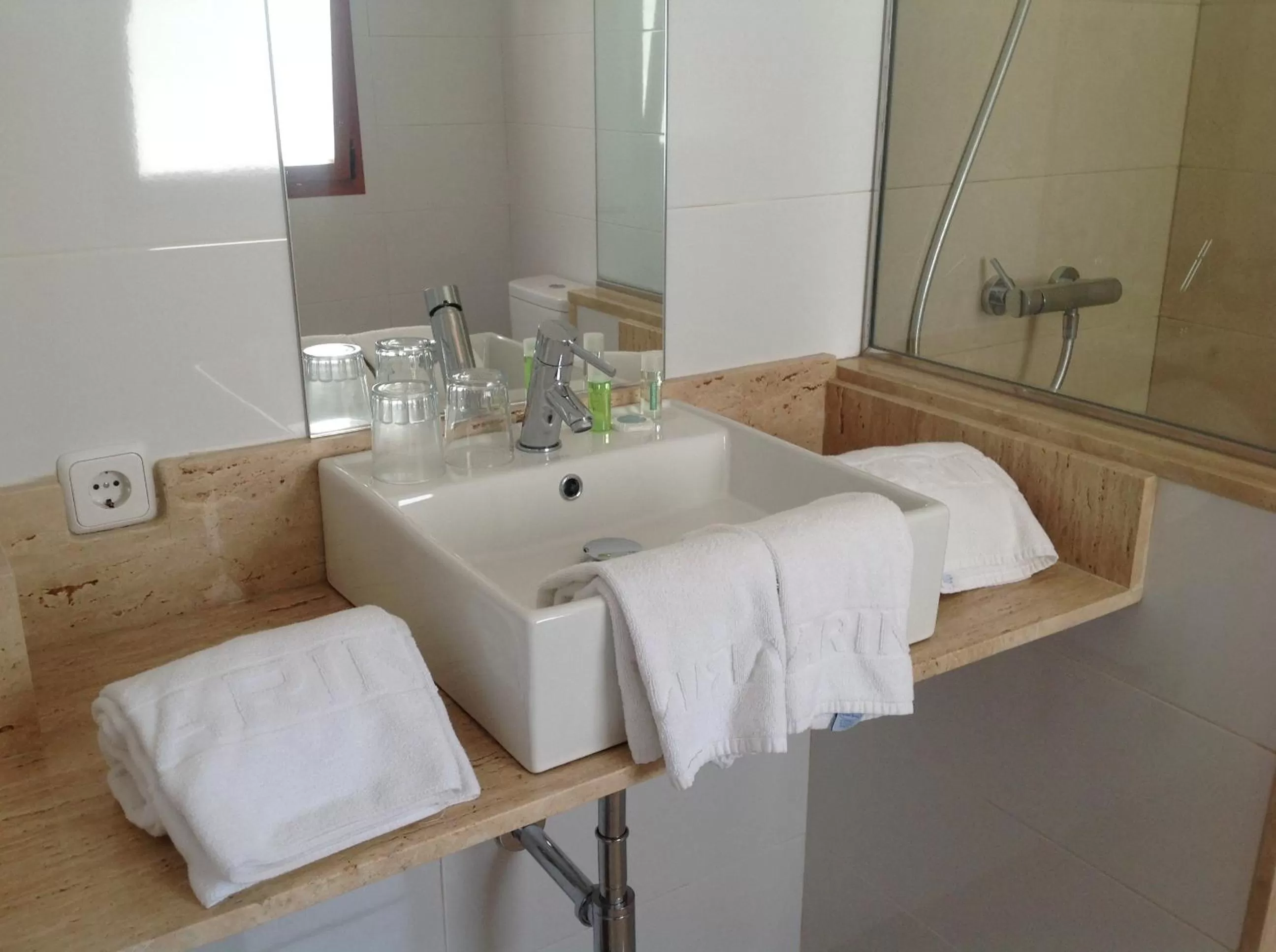 Bathroom in Hotel Marina