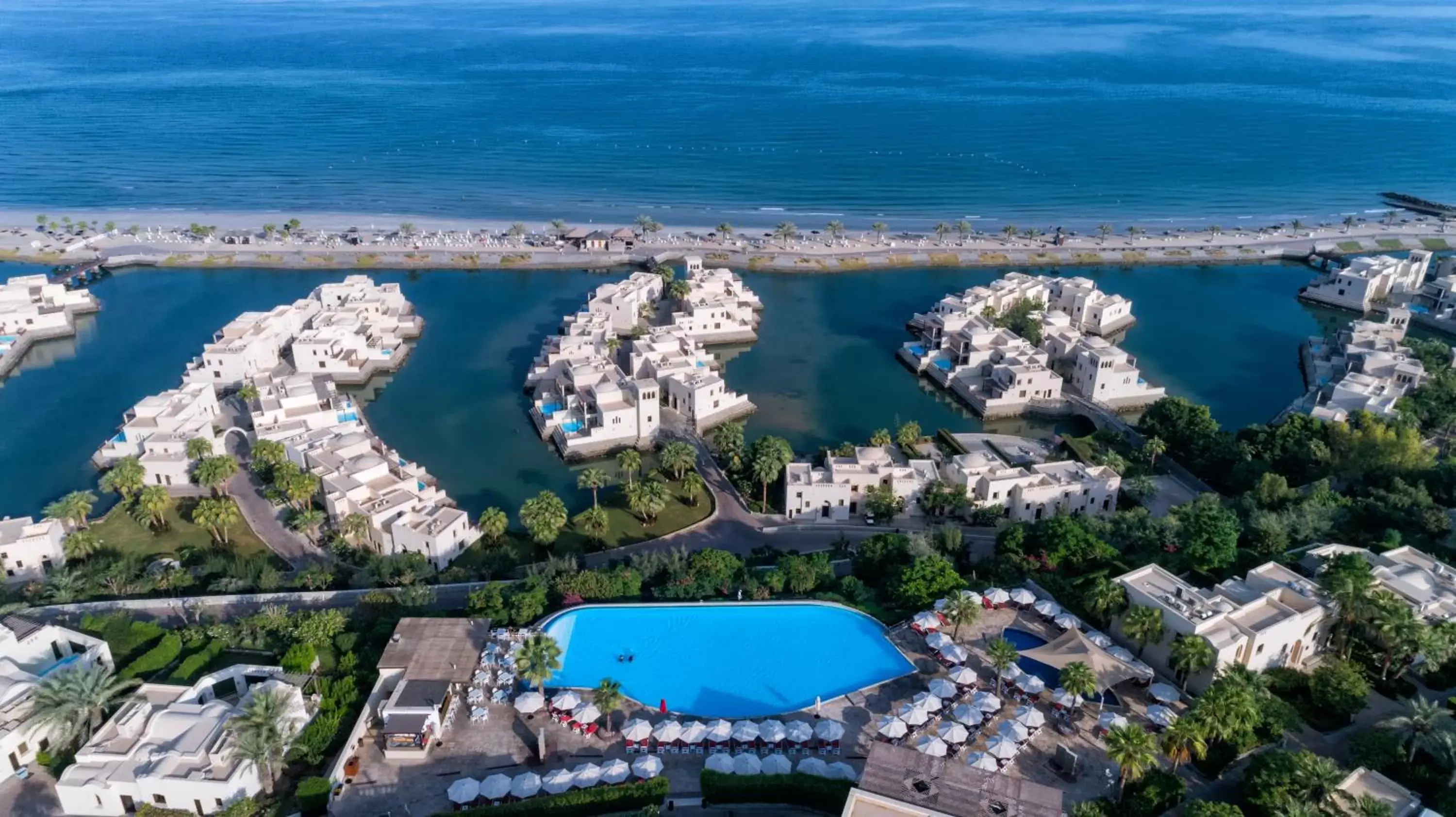 Property building, Bird's-eye View in The Cove Rotana Resort - Ras Al Khaimah