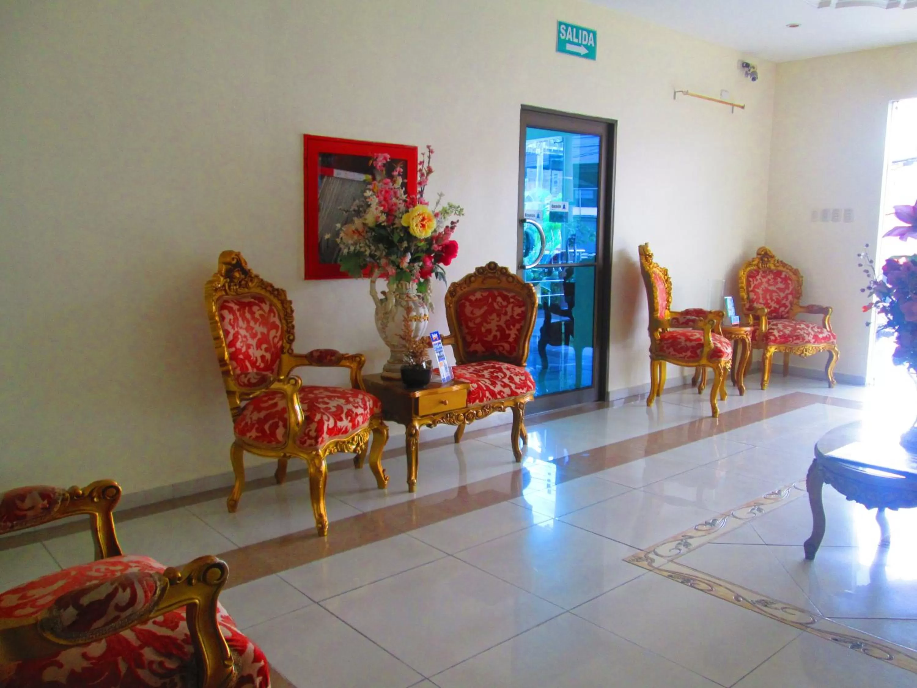 Lobby or reception in Hotel Garzota Inn