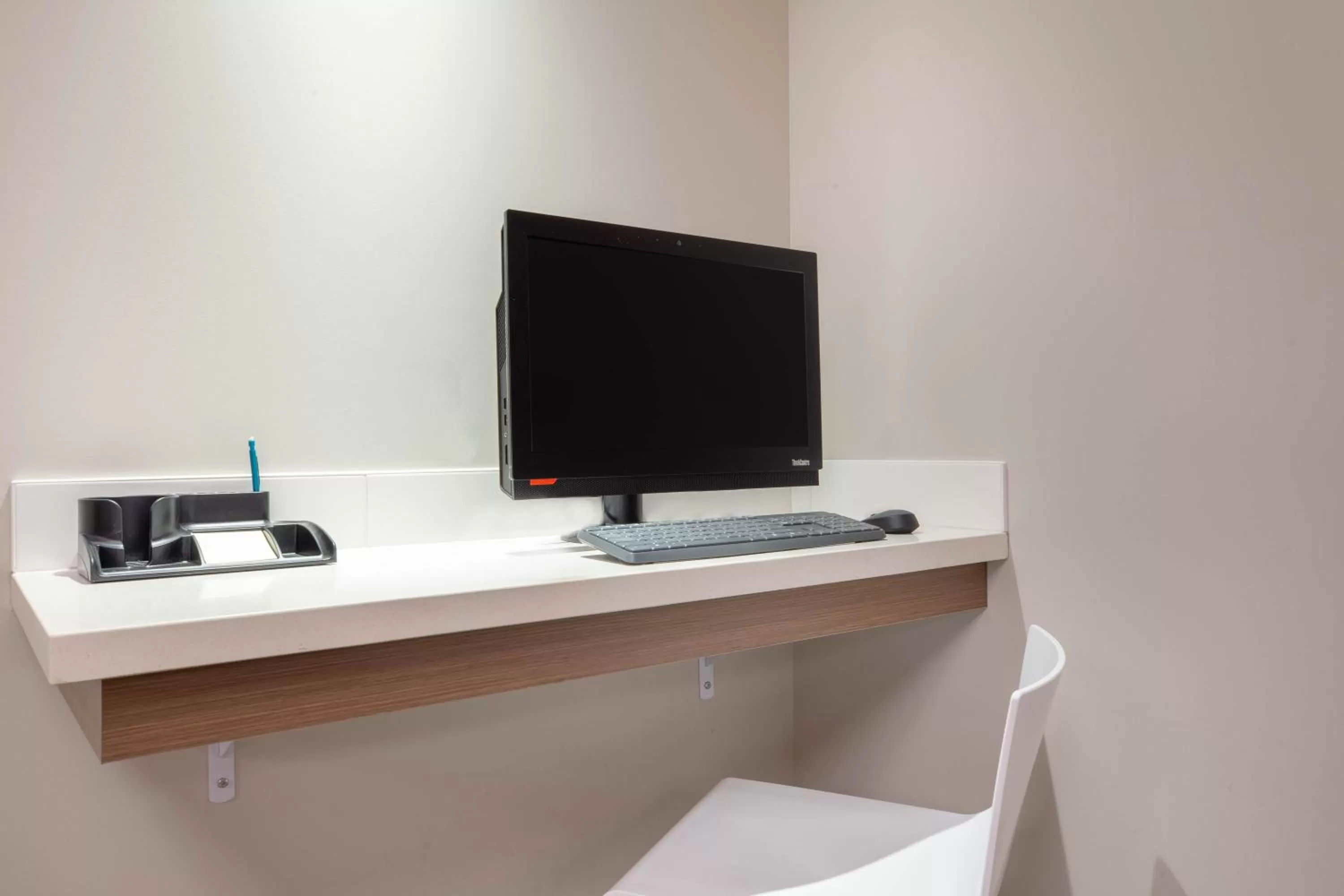 Business facilities in Microtel Inn & Suites by Wyndham Fort McMurray