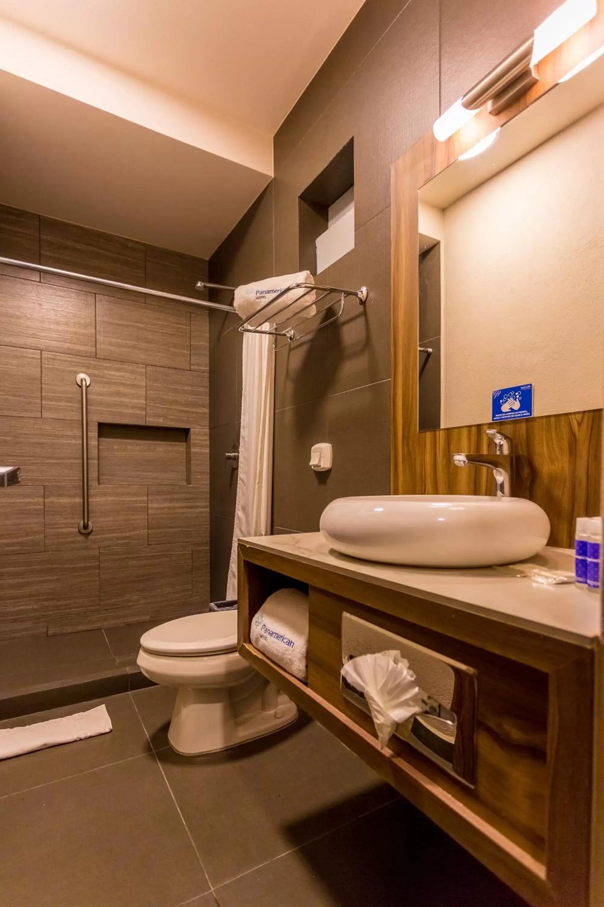 Bathroom in Hotel Panamerican