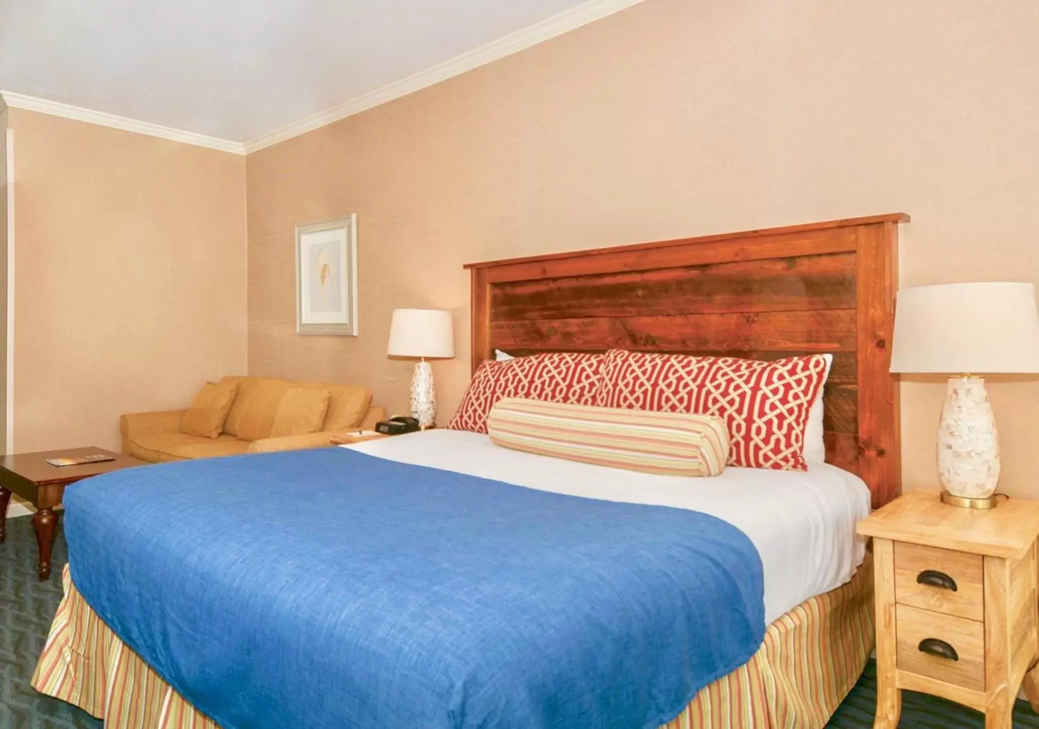 Bed in Avenue Inn & Spa
