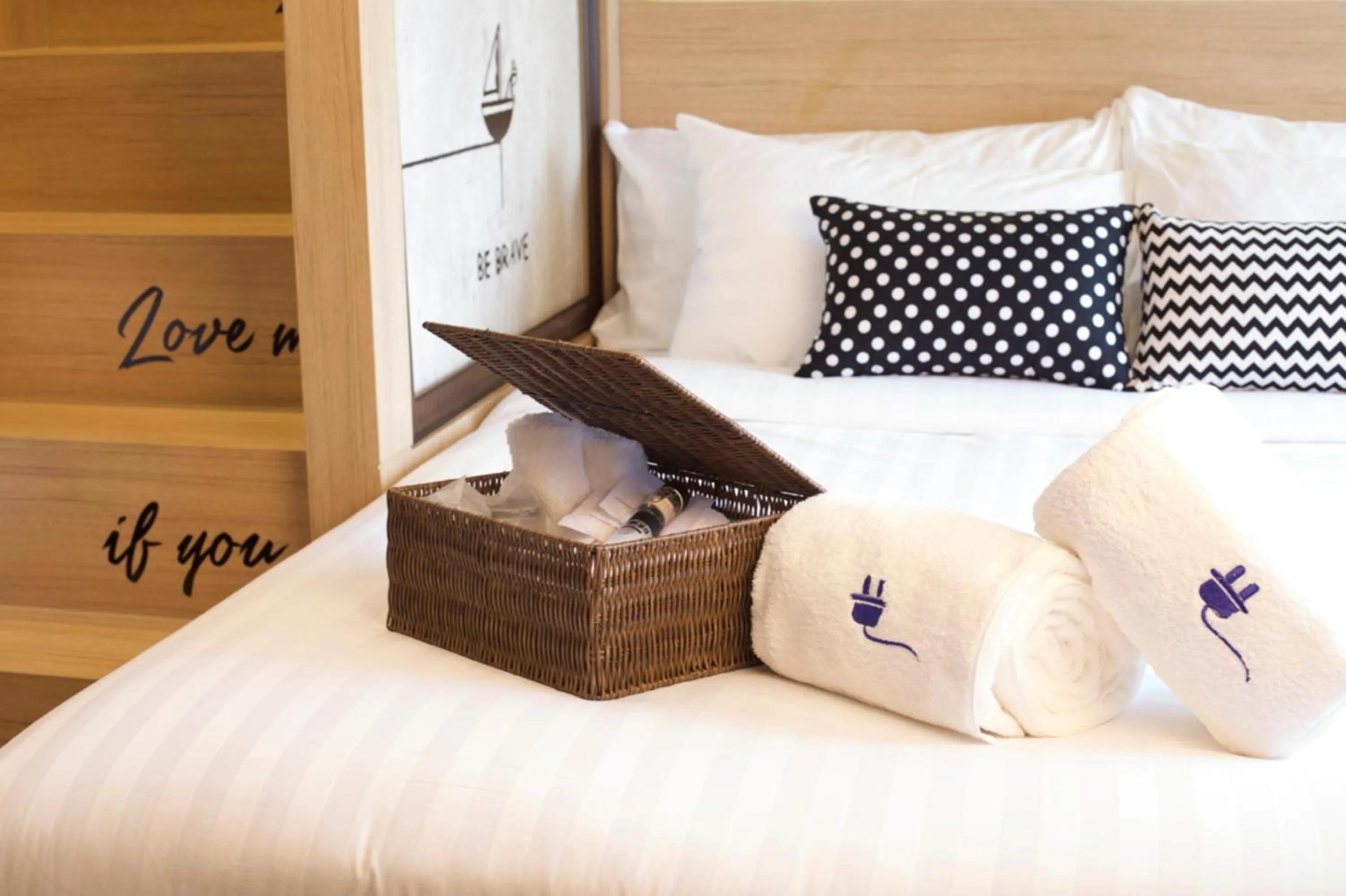 Bedroom, Bed in The Plug Hotel