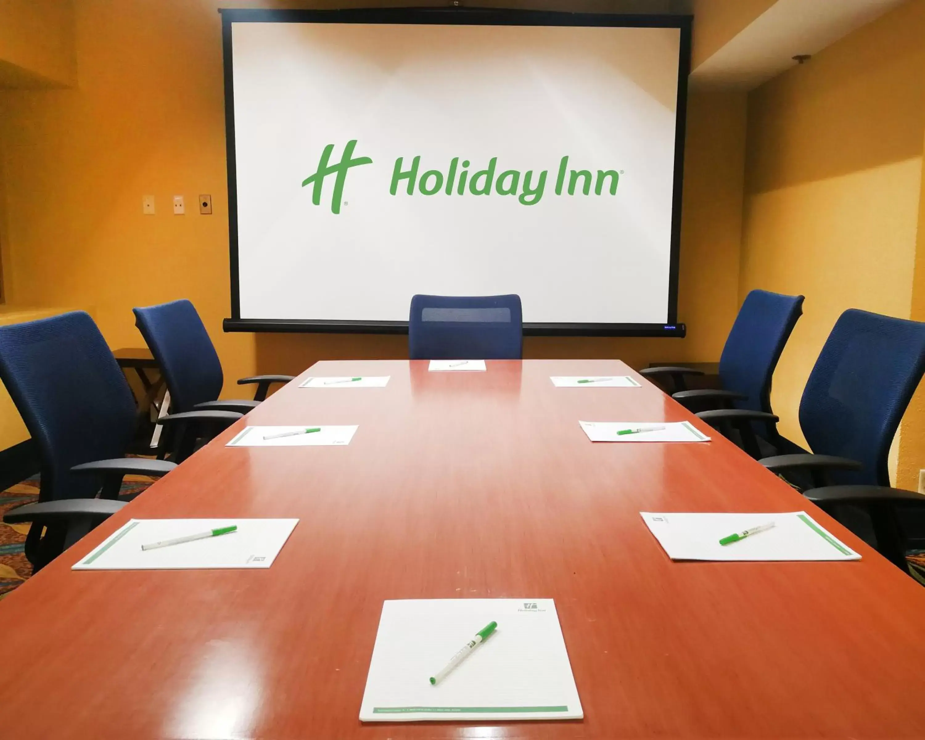 Meeting/conference room in Holiday Inn Corpus Christi Downtown Marina, an IHG Hotel