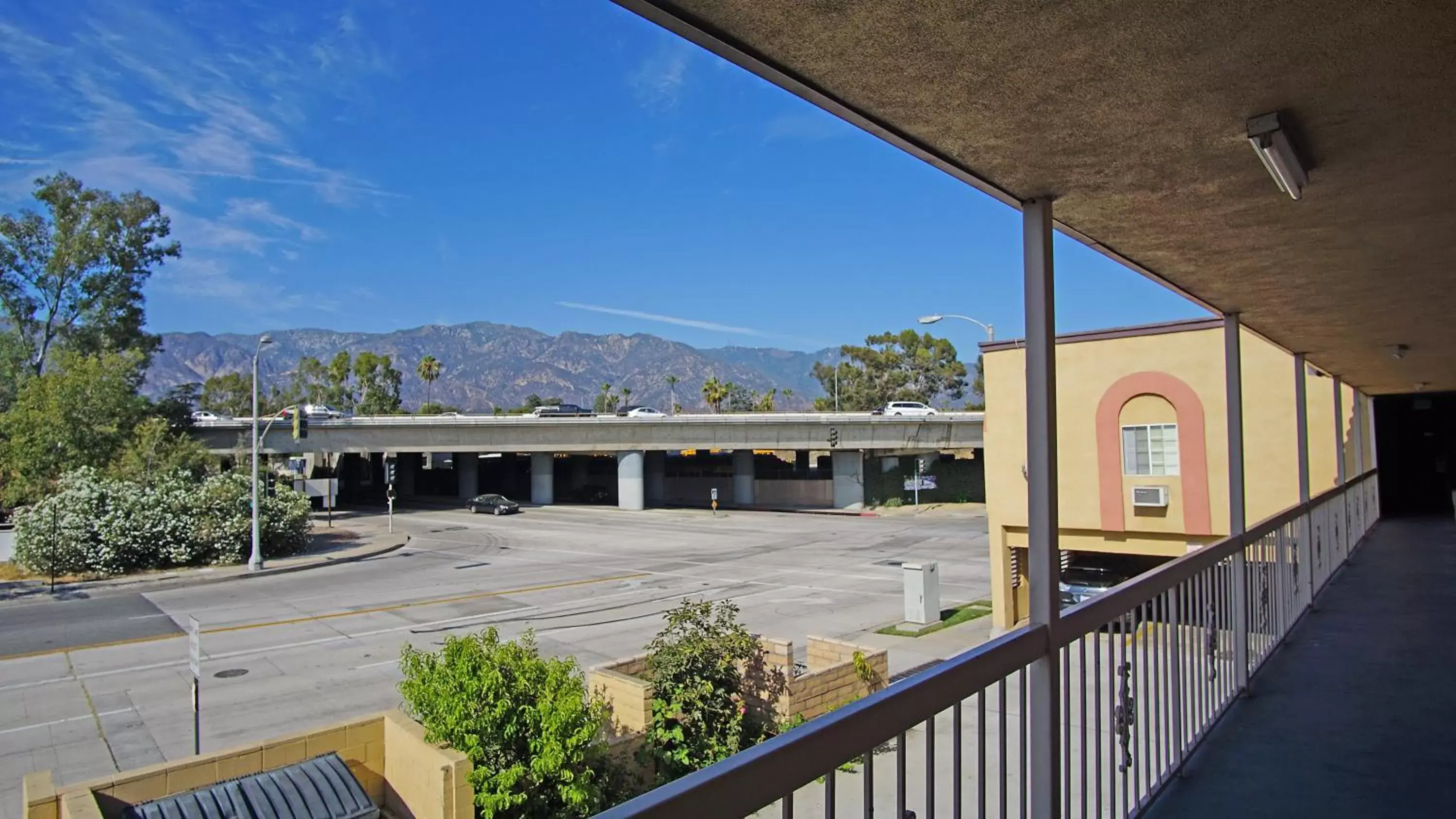 Mountain View in Lincoln Motel - Los Angeles, Hollywood Area