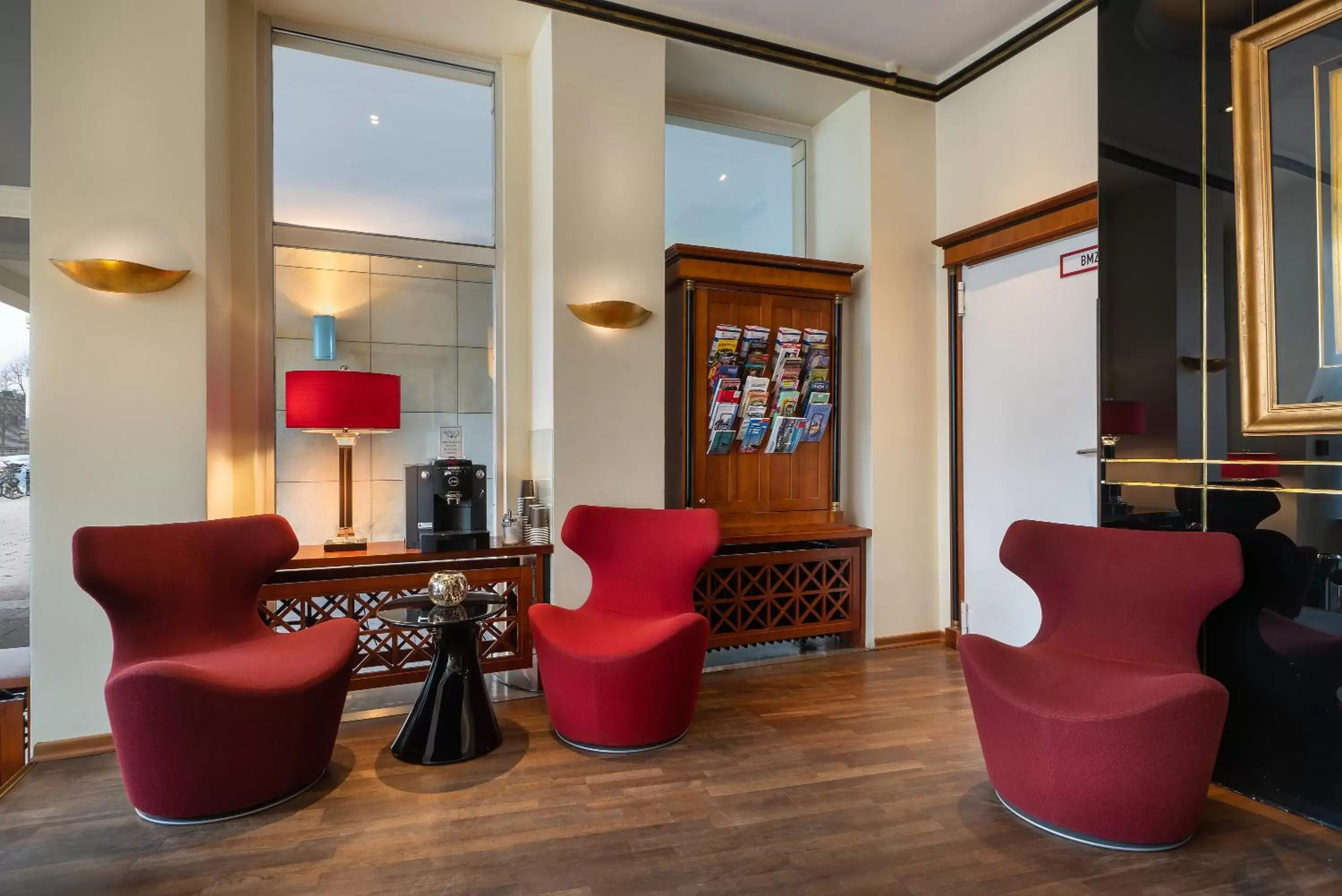 Lobby or reception, Lounge/Bar in Select Hotel Tiefenthal