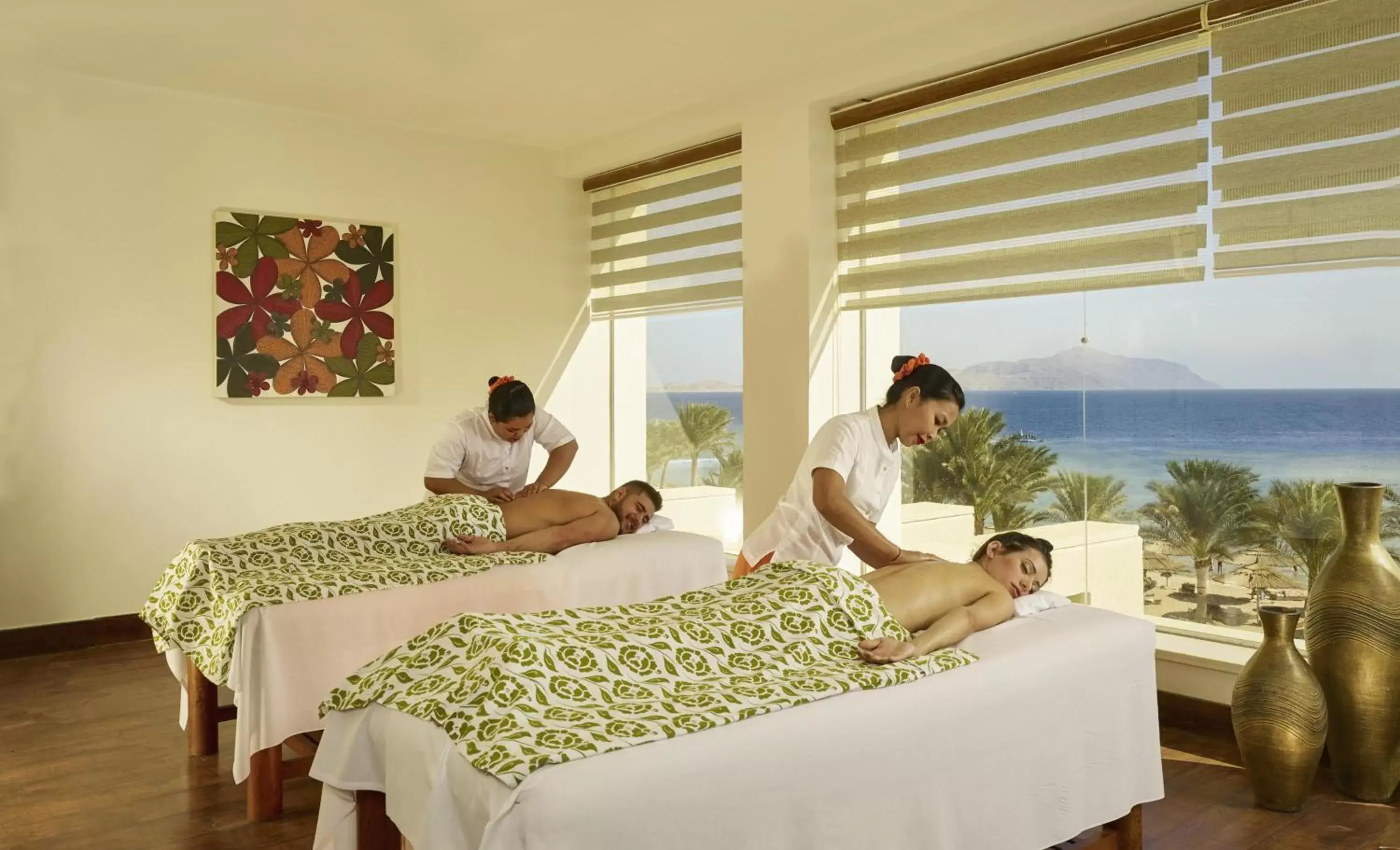 Massage in Coral Sea Imperial "Coral Sea Sensatori"