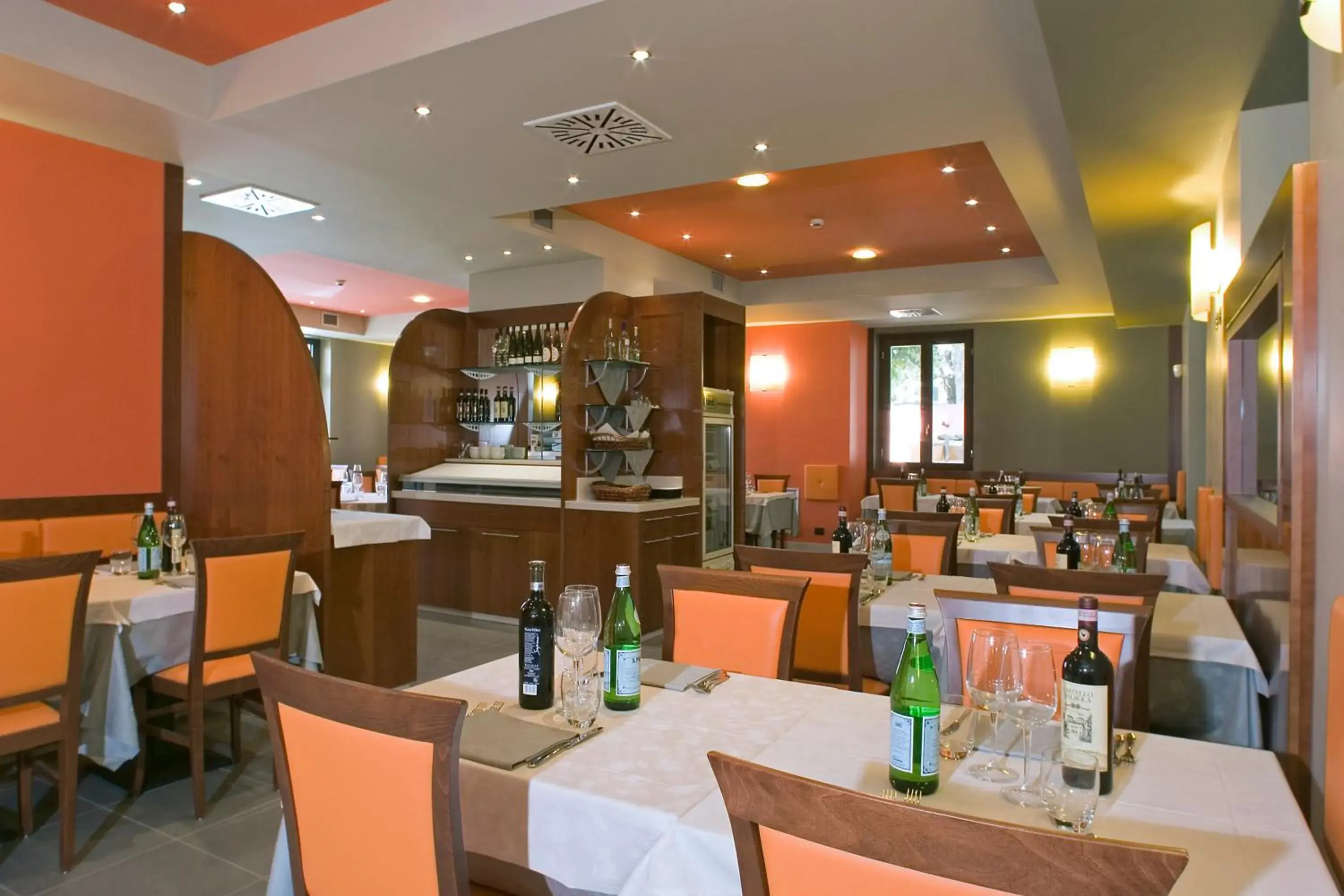 Lounge or bar, Restaurant/Places to Eat in Hotel Mosca