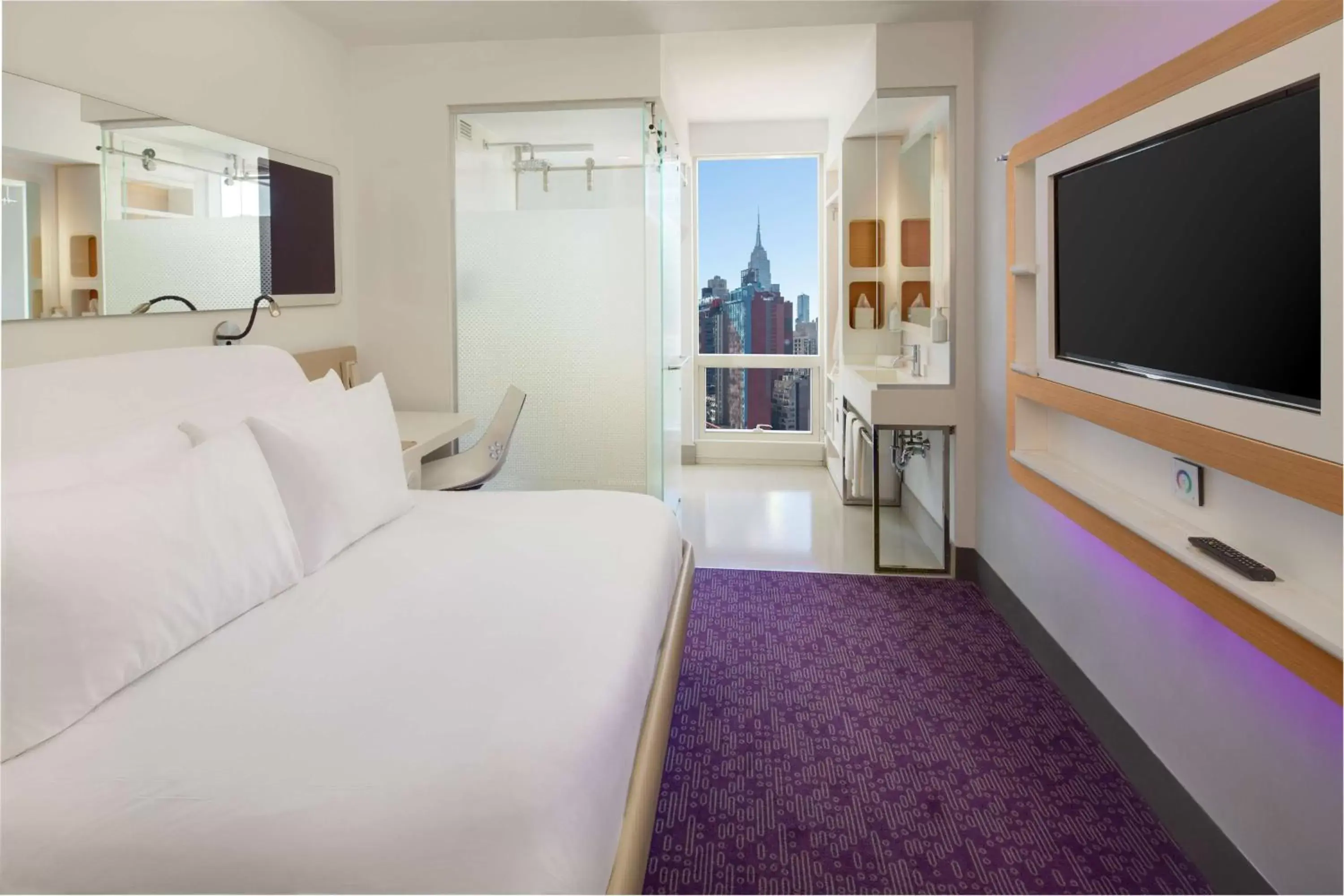 Bedroom, TV/Entertainment Center in YOTEL New York Times Square