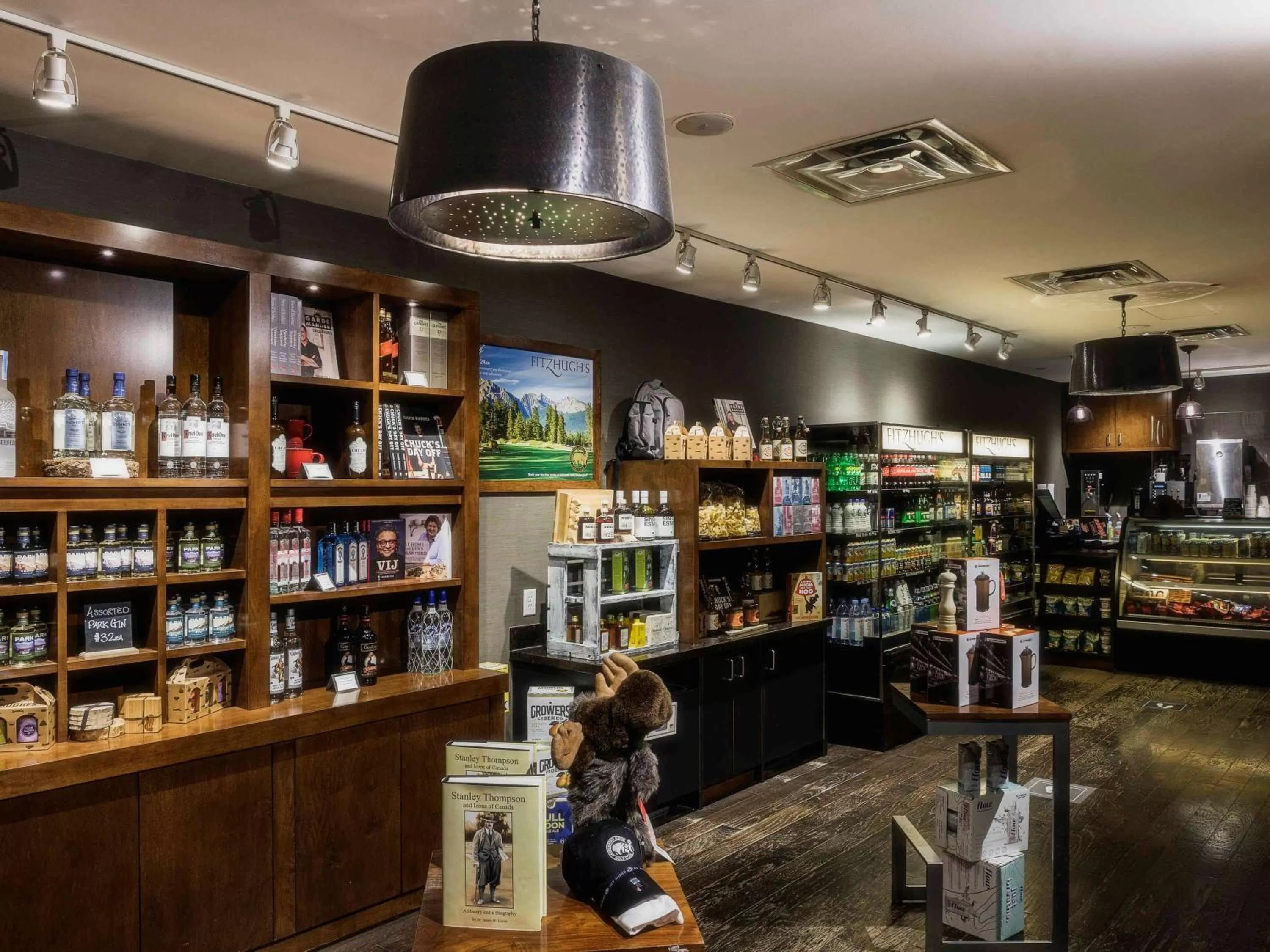 Restaurant/places to eat in Fairmont Jasper Park Lodge