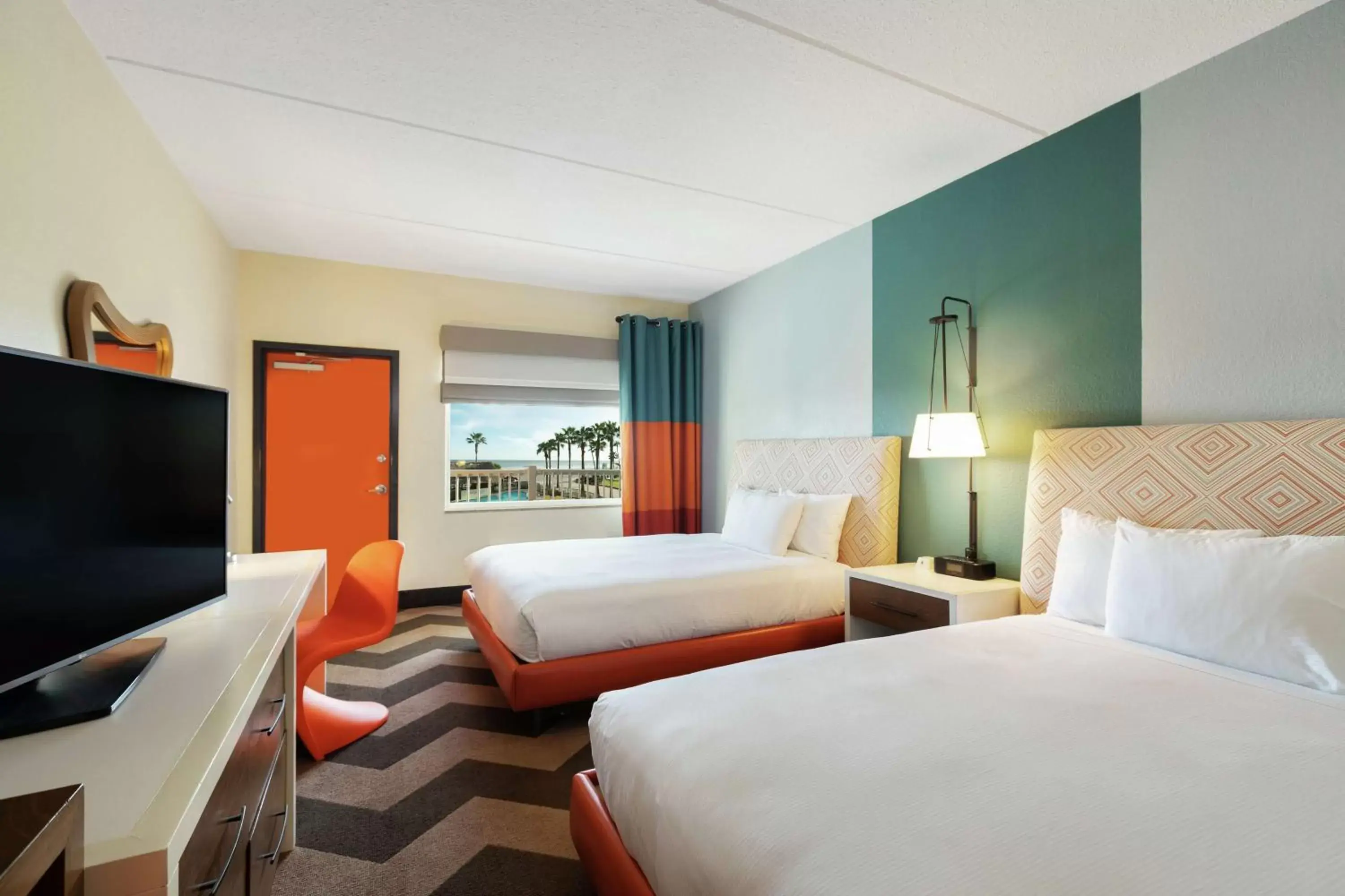 Bedroom, Bed in DoubleTree by Hilton Galveston Beach