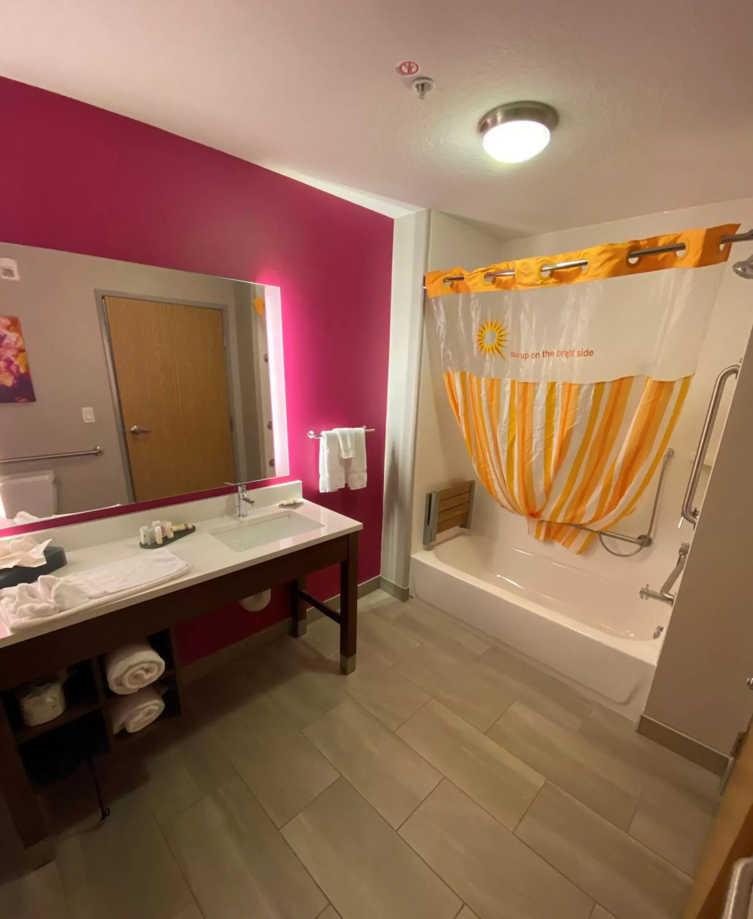 Bathroom in La Quinta by Wyndham South Jordan