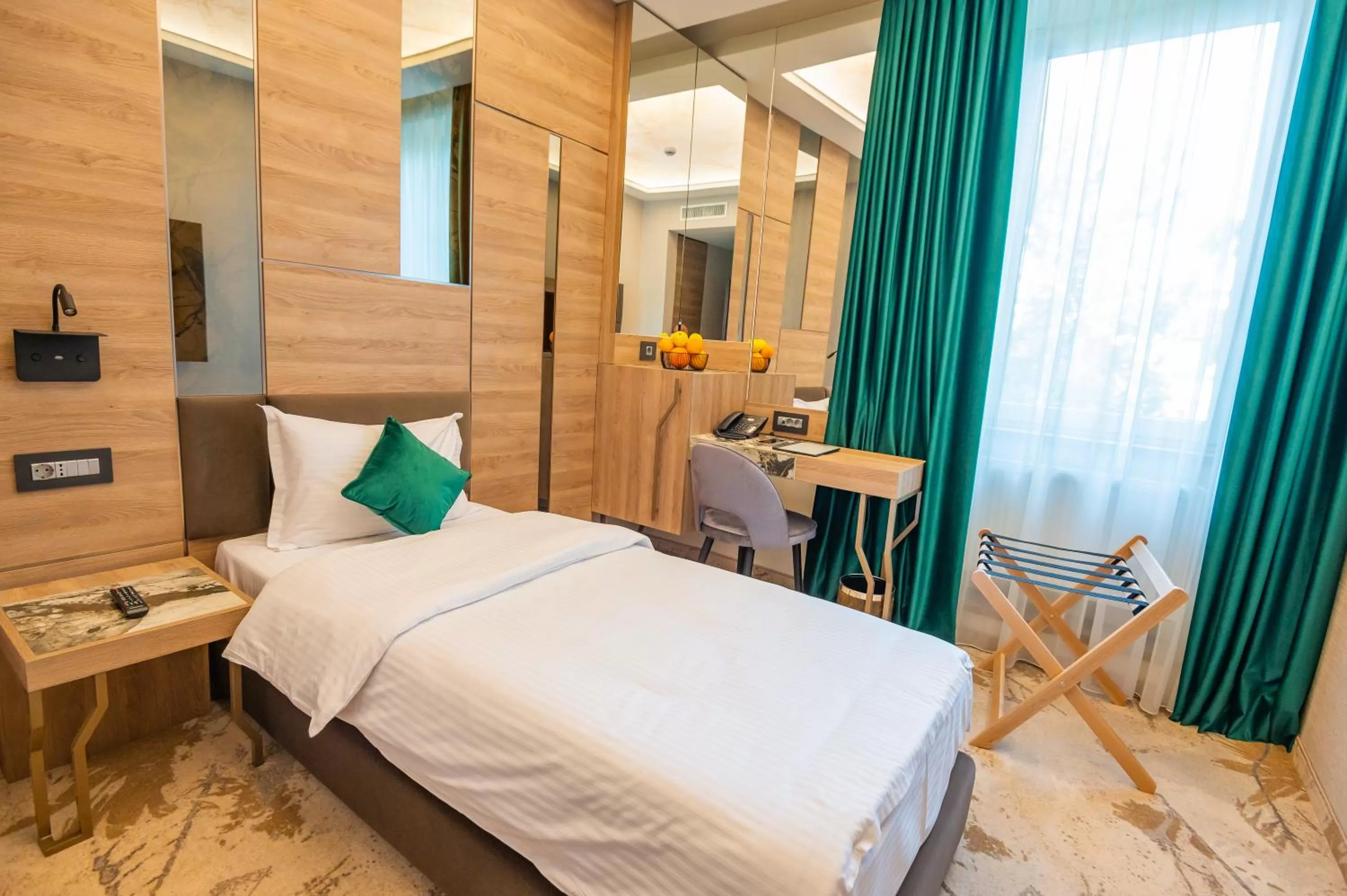 Bed in Hotel Codrişor