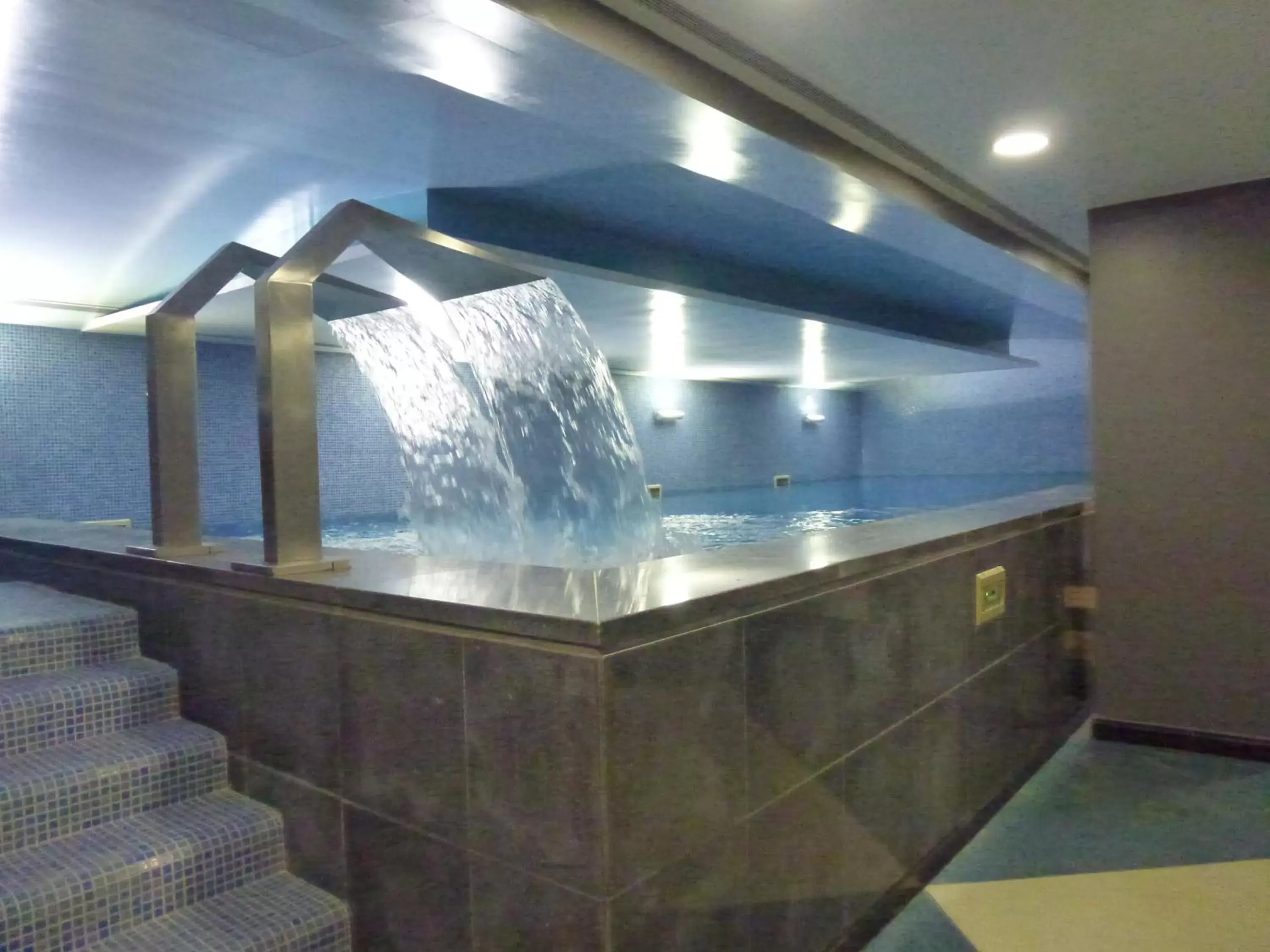 Spa and wellness centre/facilities, Swimming Pool in Riviera Hotel