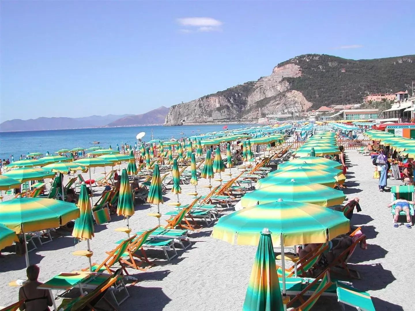 Beach in Casa Vacanze Isophylla