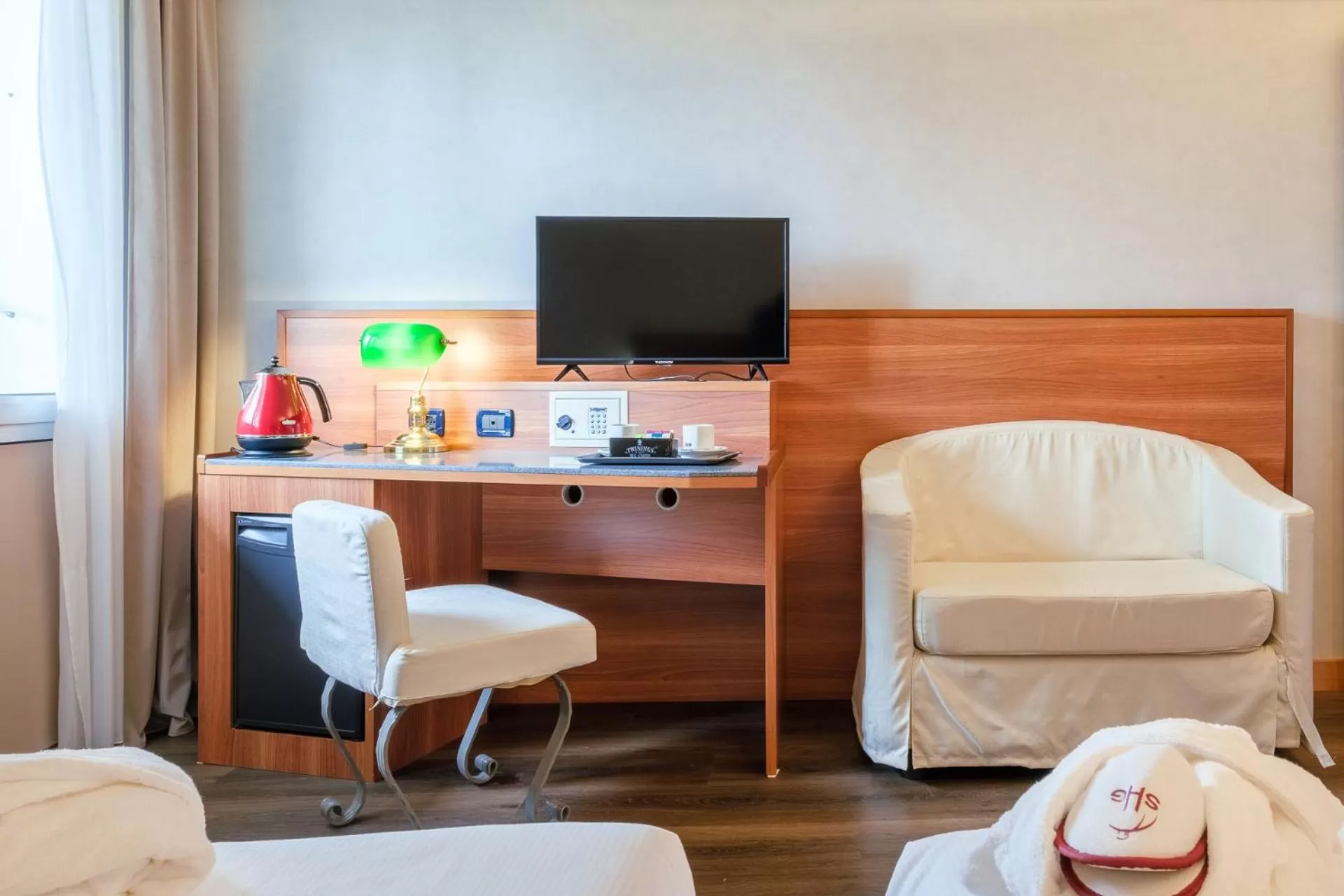 Bedroom in SHG Hotel Bologna