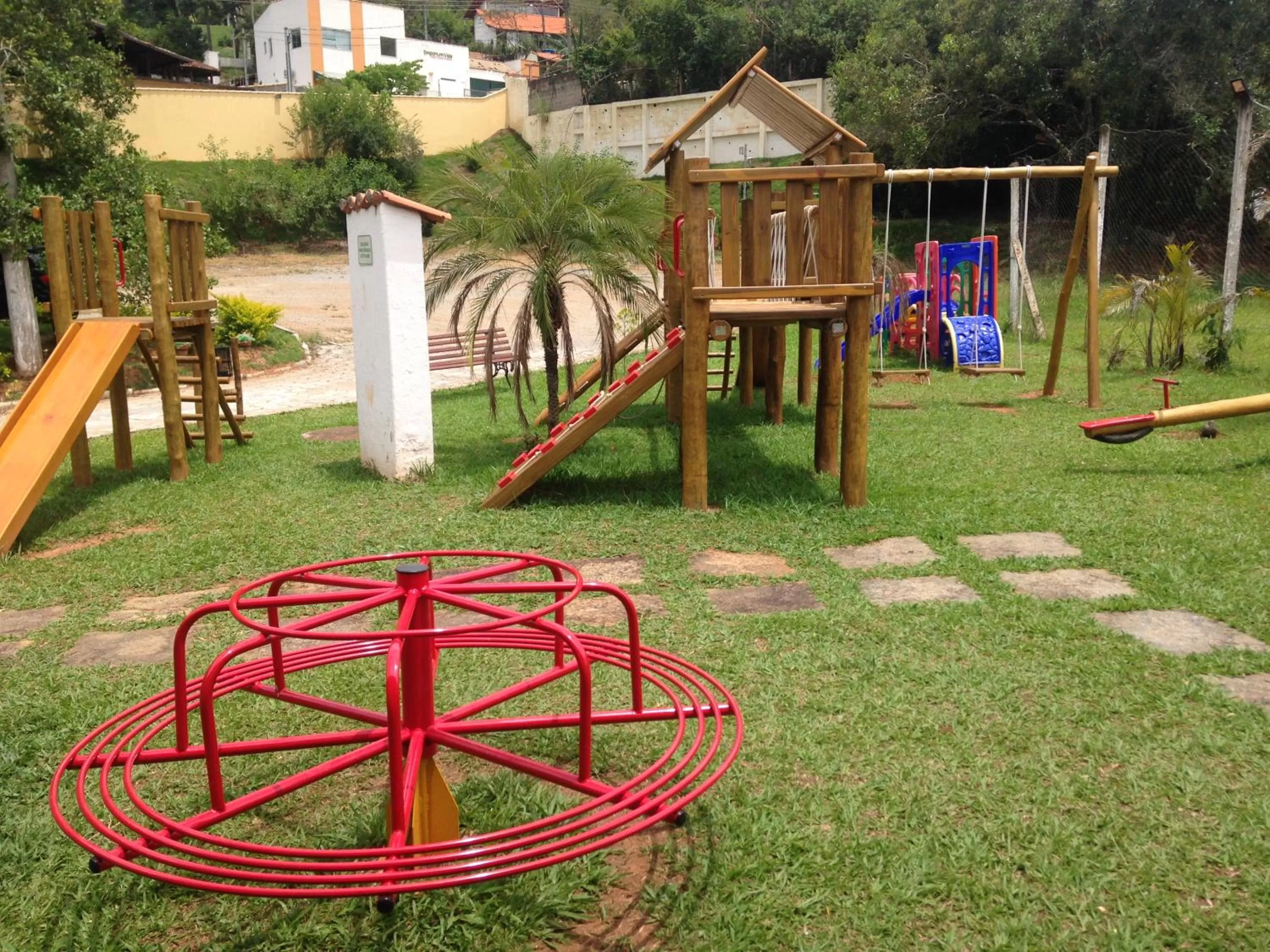 Children play ground in Pousada Le Sapê