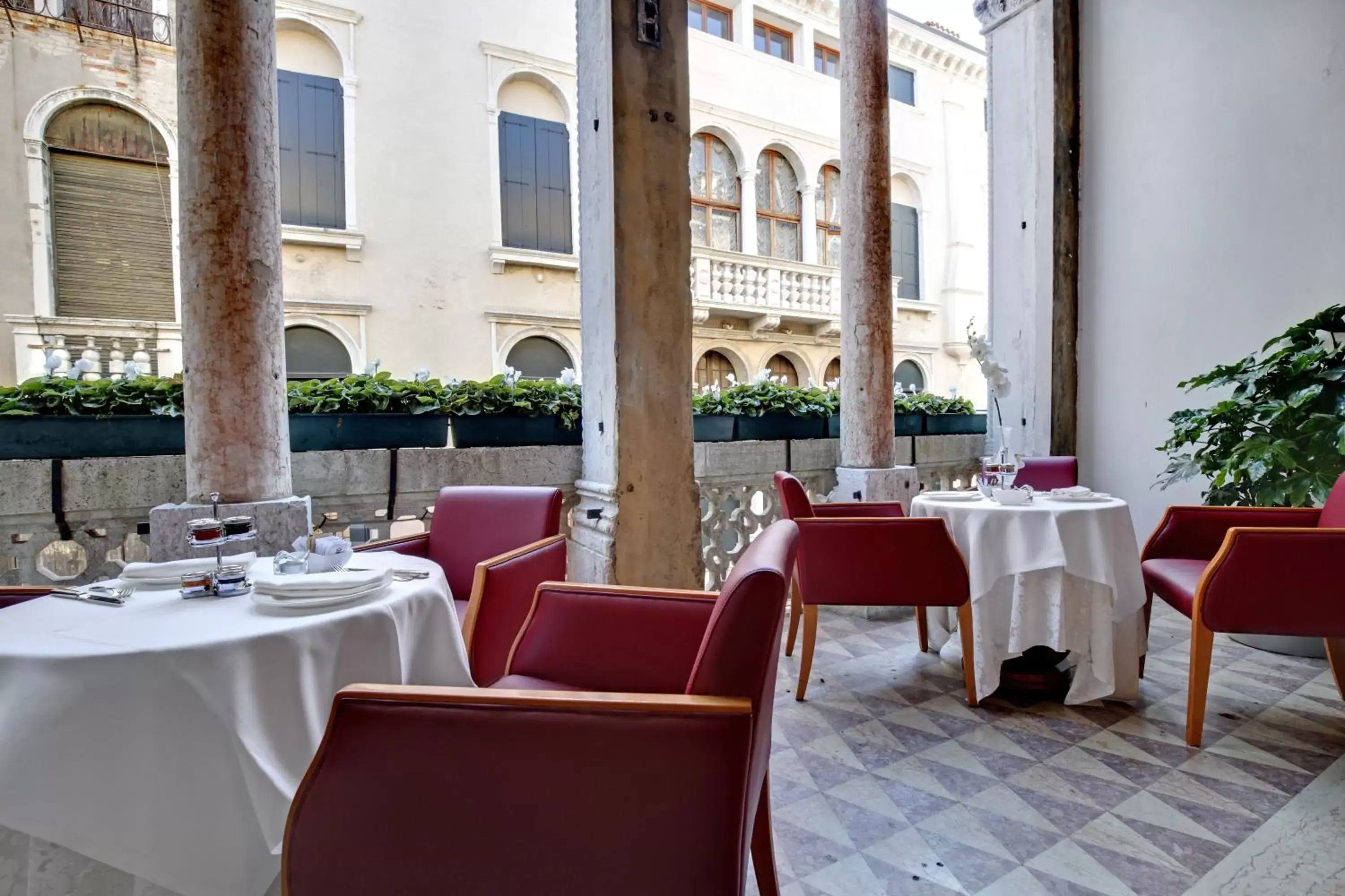 Balcony/Terrace, Restaurant/Places to Eat in Hotel Donà Palace
