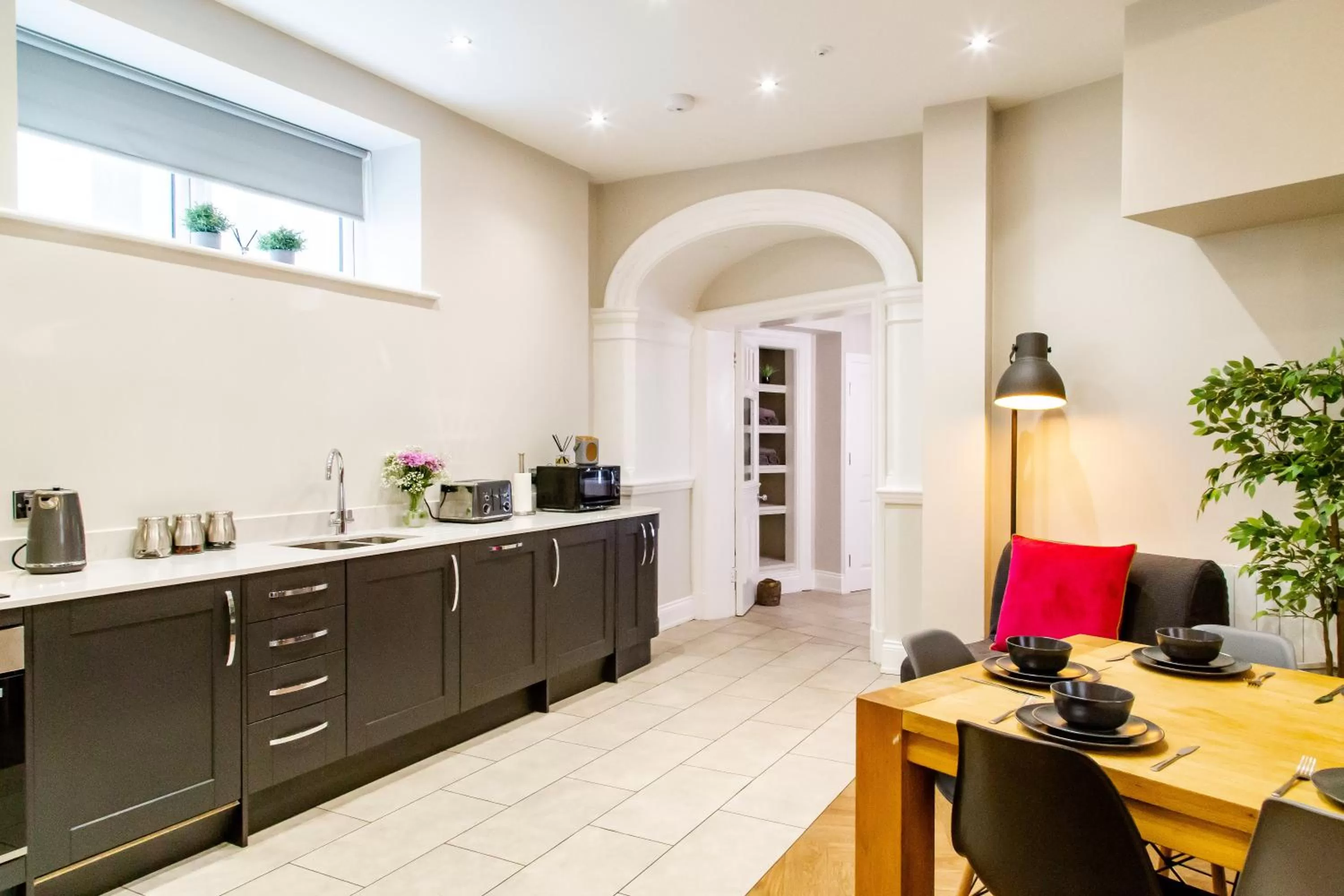 Kitchen or kitchenette in Goodramgate Apartments