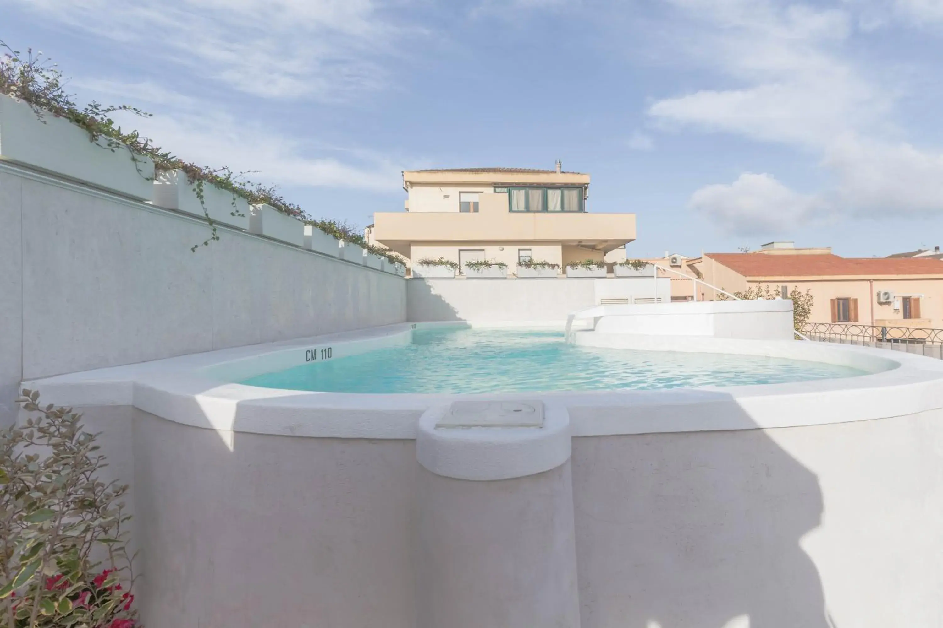 Pool view, Swimming Pool in Hotel Domomea