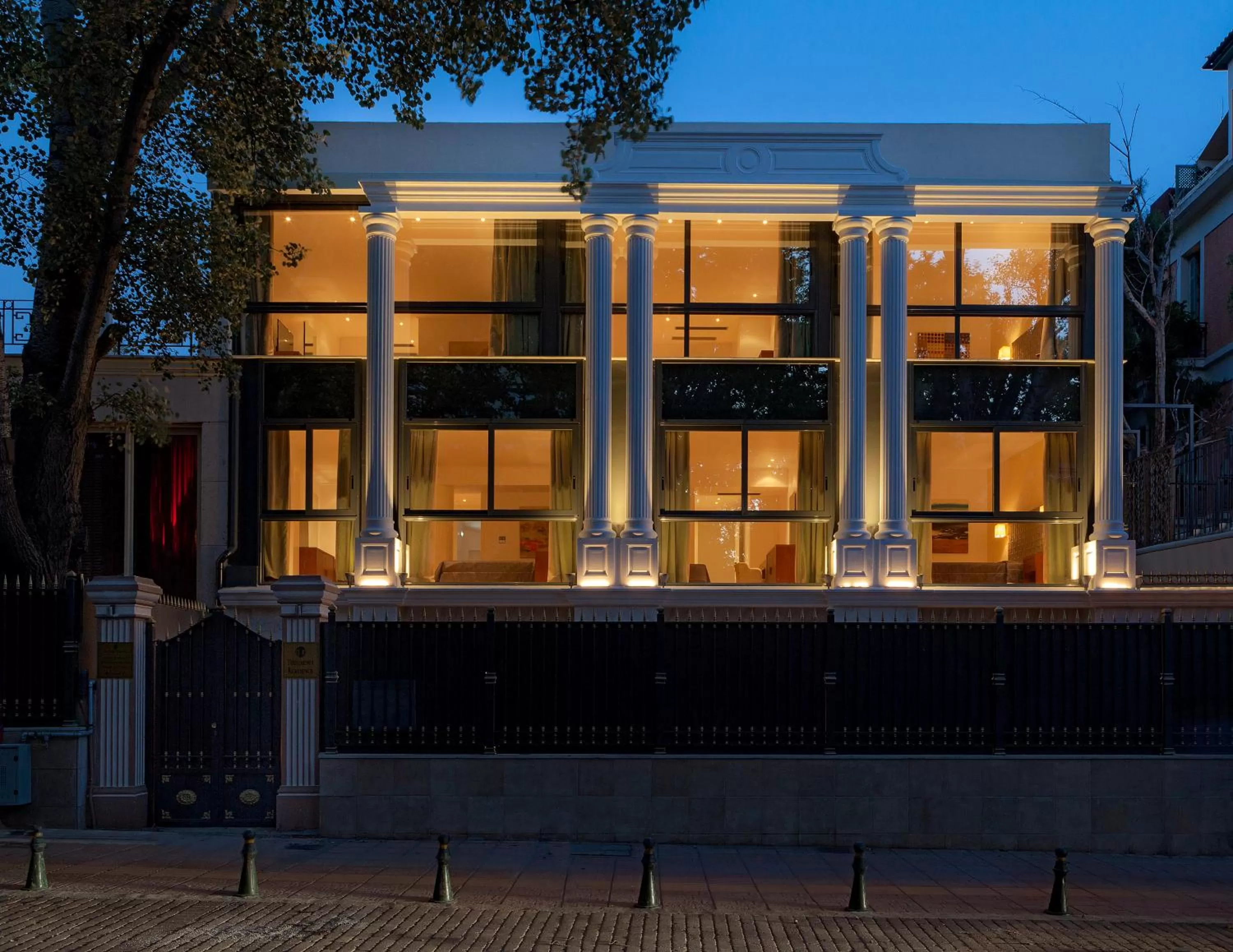 Facade/entrance in Theoxenia Residence