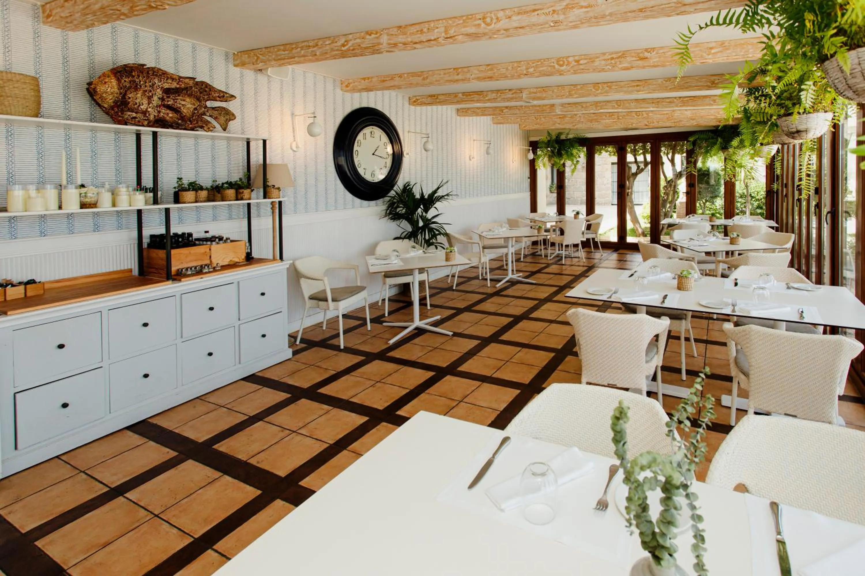 Restaurant/places to eat in Hotel Los Ángeles Denia