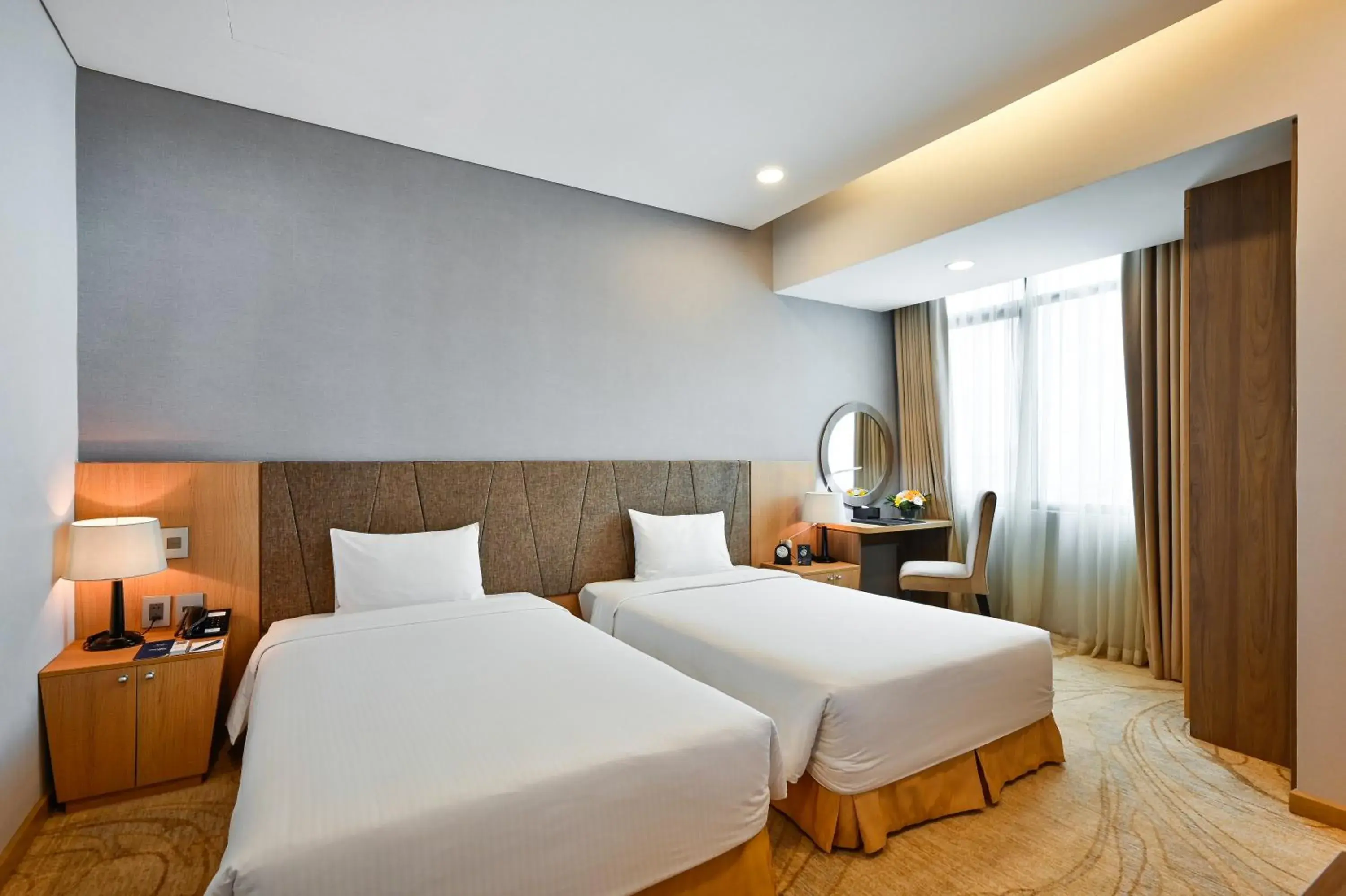 Bedroom, Bed in Muong Thanh Grand Saigon Centre Hotel