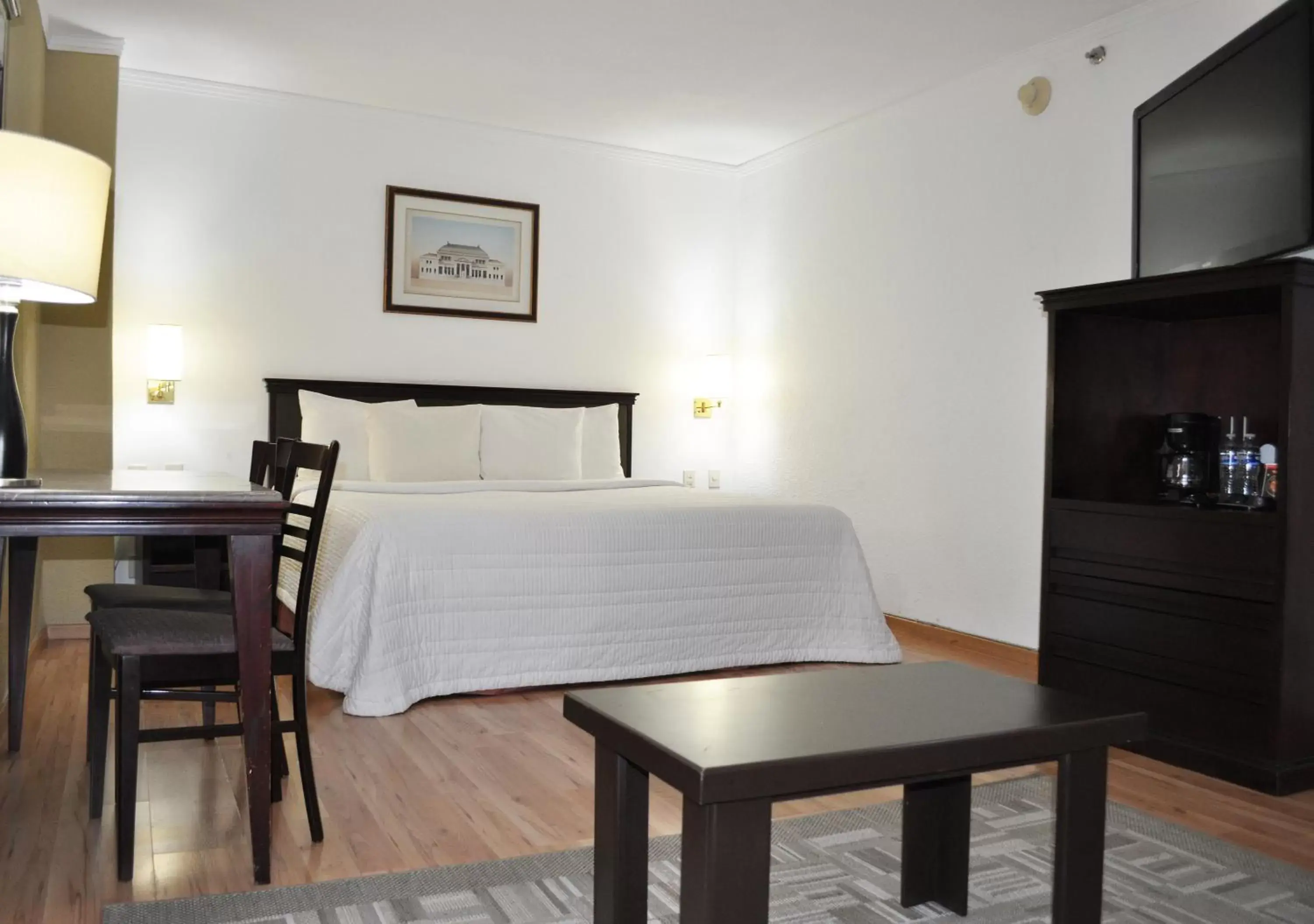 Bedroom, Bed in Hotel Arroyo de la Plata