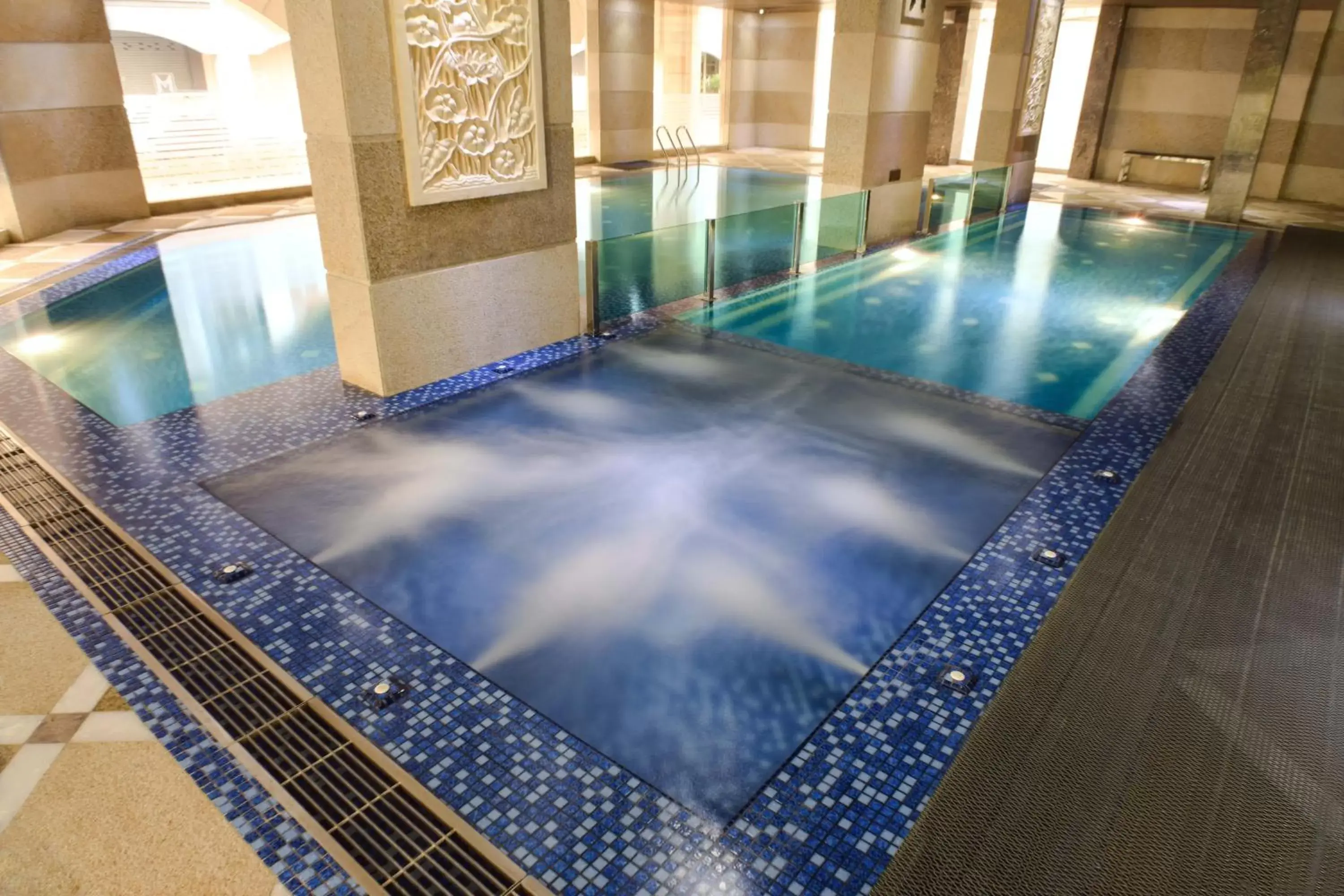Swimming Pool in Moty Hotel