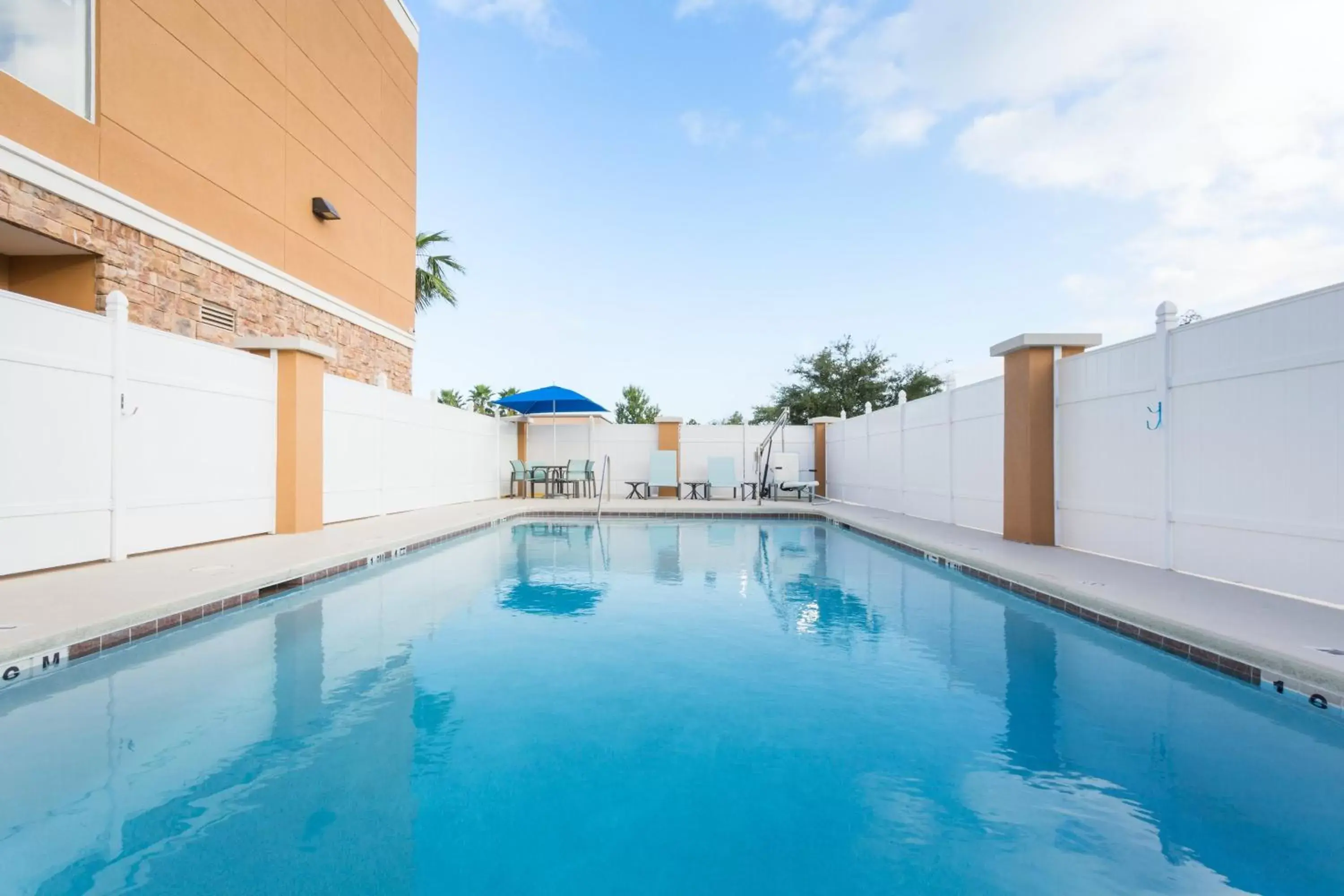 Swimming Pool in Holiday Inn Express & Suites., an IHG Hotel