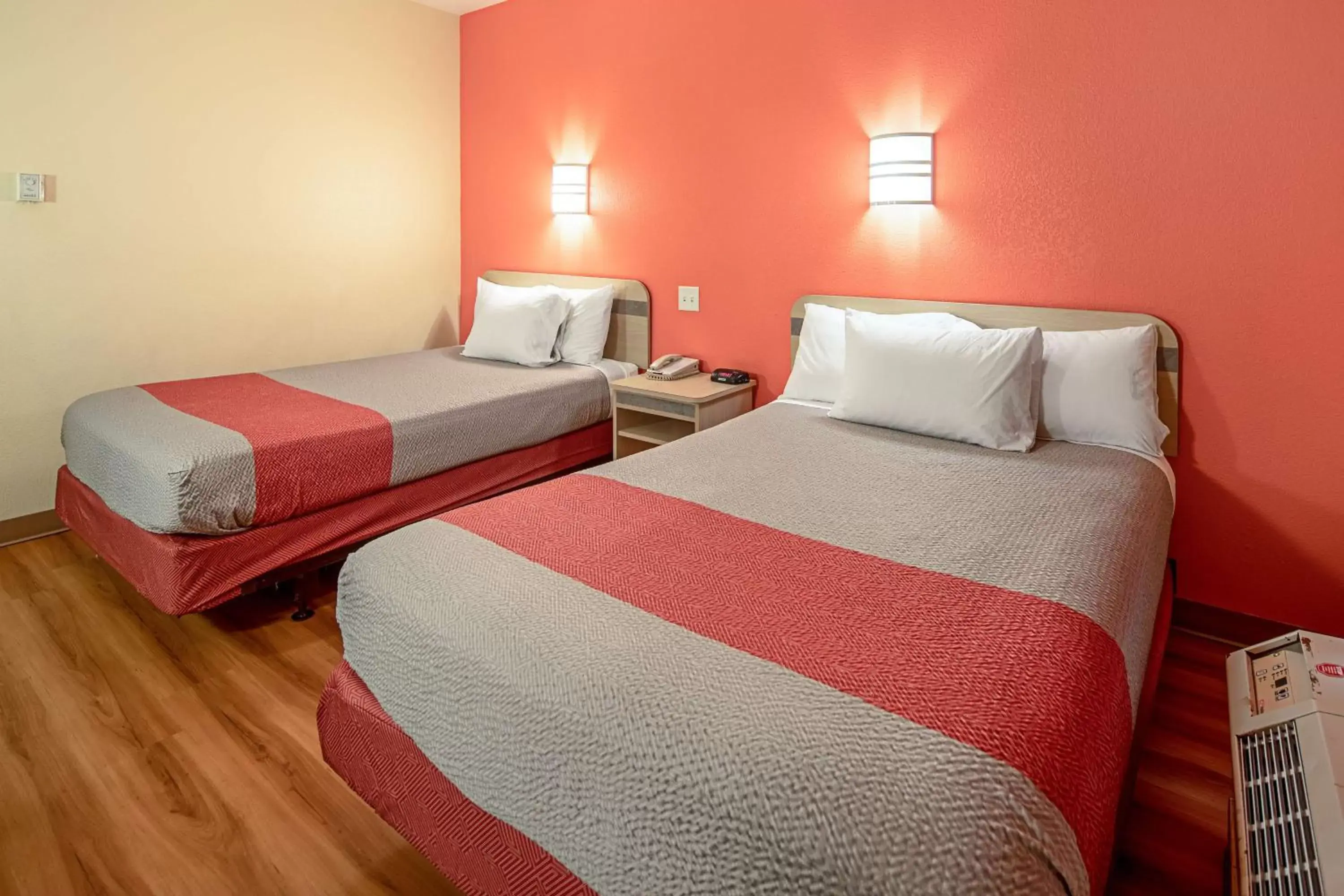 Photo of the whole room, Bed in Motel 6-Anchorage, AK - Midtown Photo of the whole room, Bed in Motel 6-Anchorage, AK - Midtown