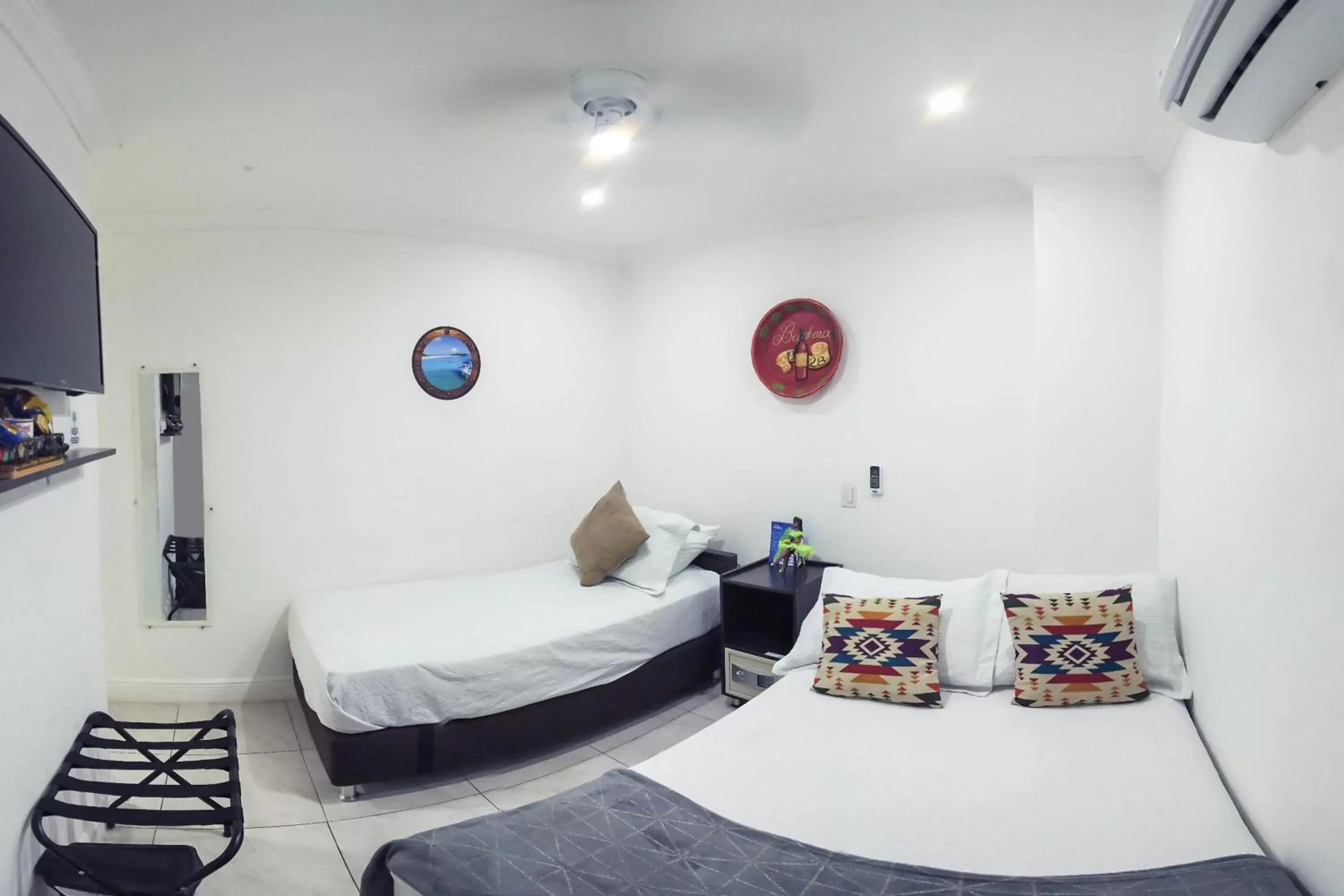 Photo of the whole room, Bed in Hotel Las Lunas Photo of the whole room, Bed in Hotel Las Lunas