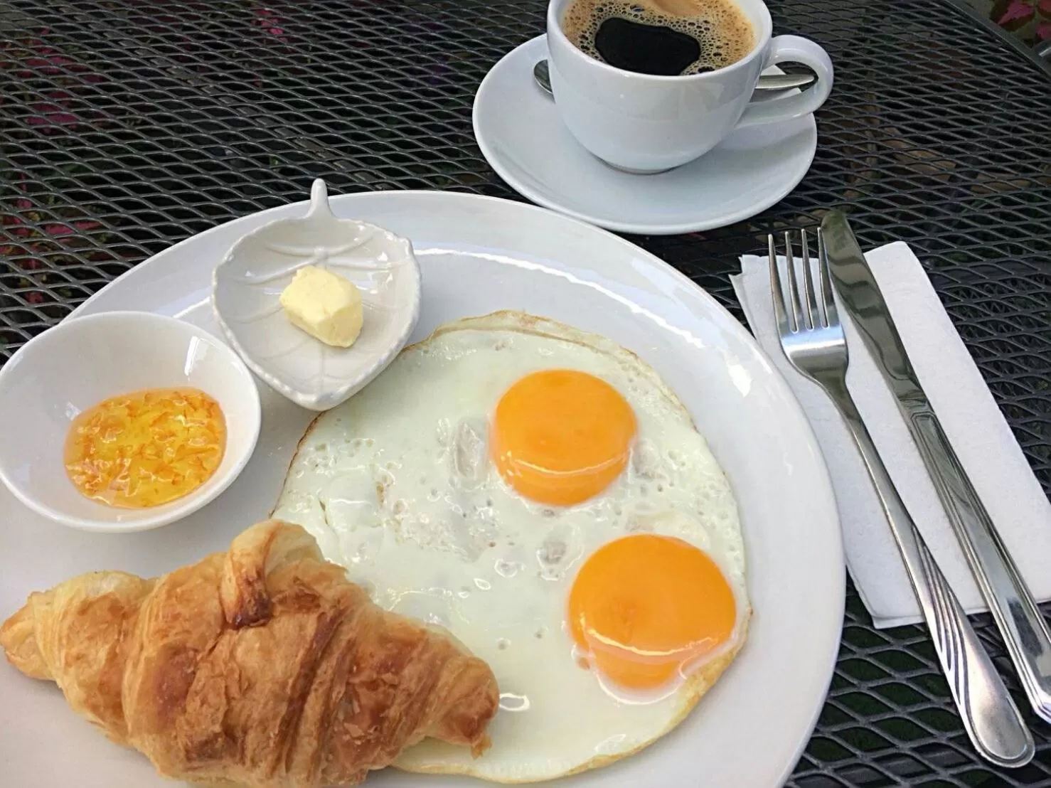 Breakfast in Noble Baan Pastel