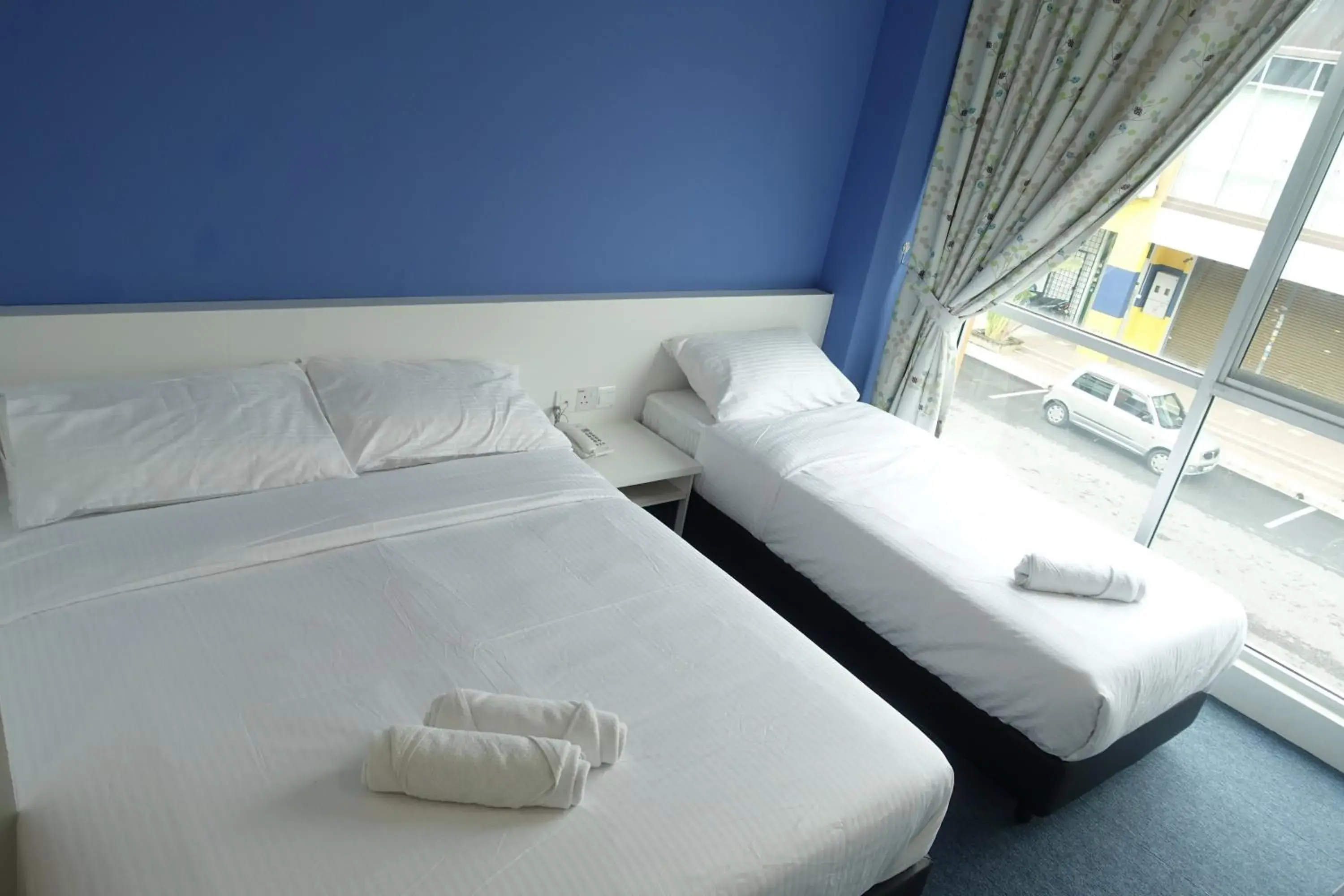 Bed in Lodge 10 Hotel