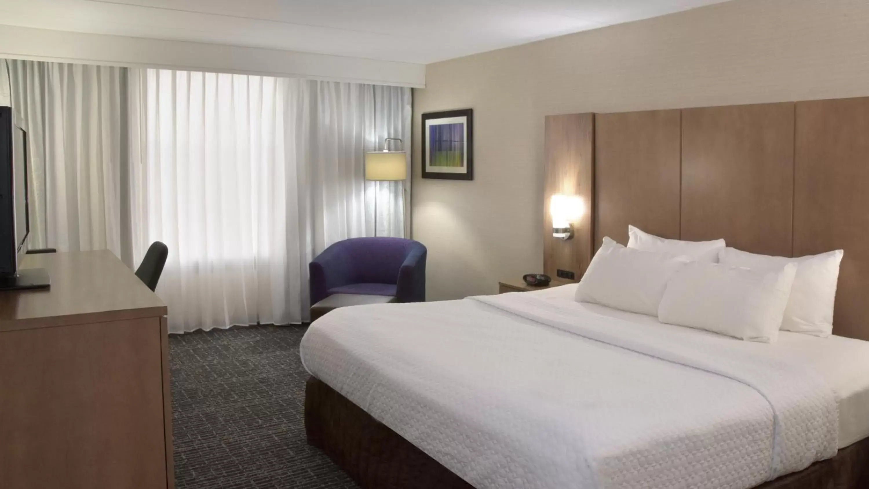 Photo of the whole room, Bed in Crowne Plaza Cleveland Airport, an IHG Hotel