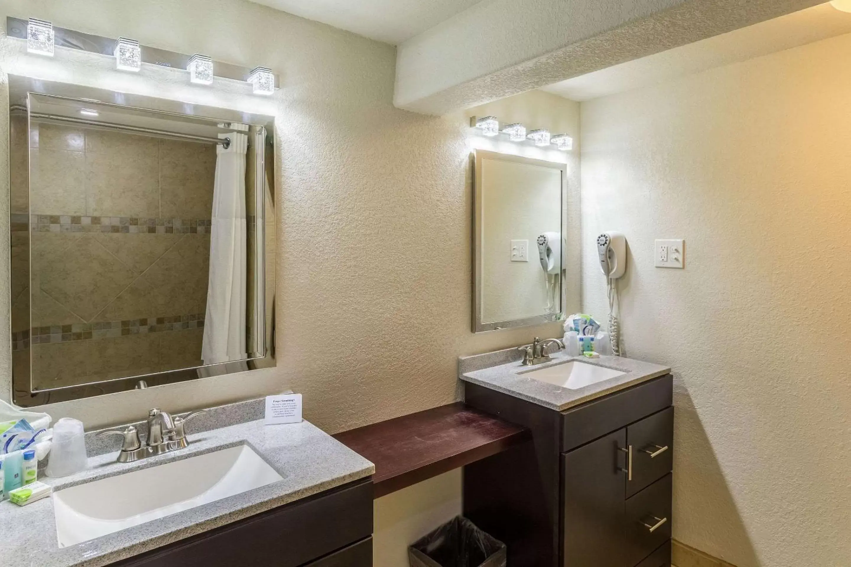 Bathroom in Clarion Inn near McAllen Airport