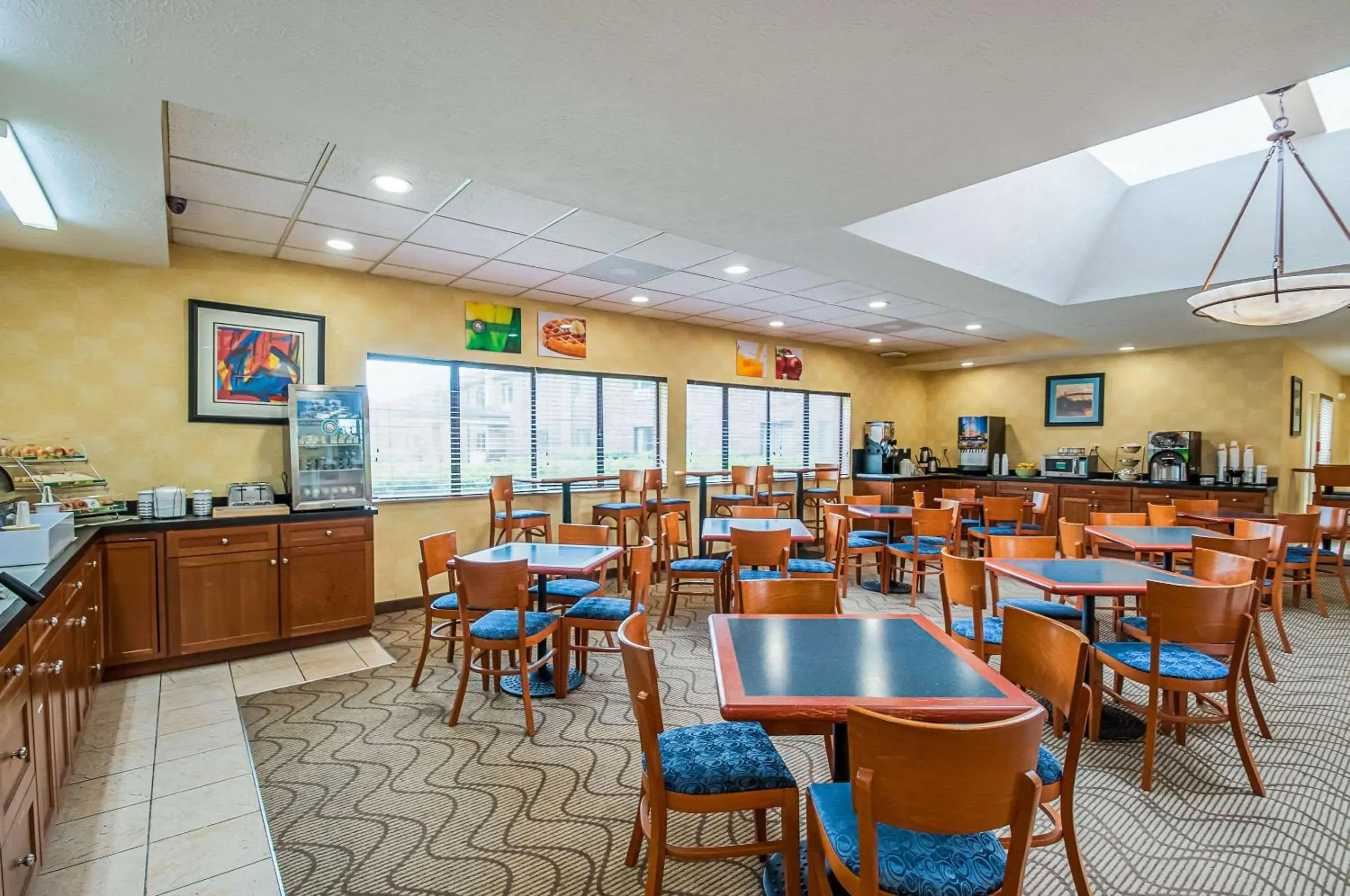 Restaurant/places to eat in Quality Inn Restaurant/places to eat in Quality Inn