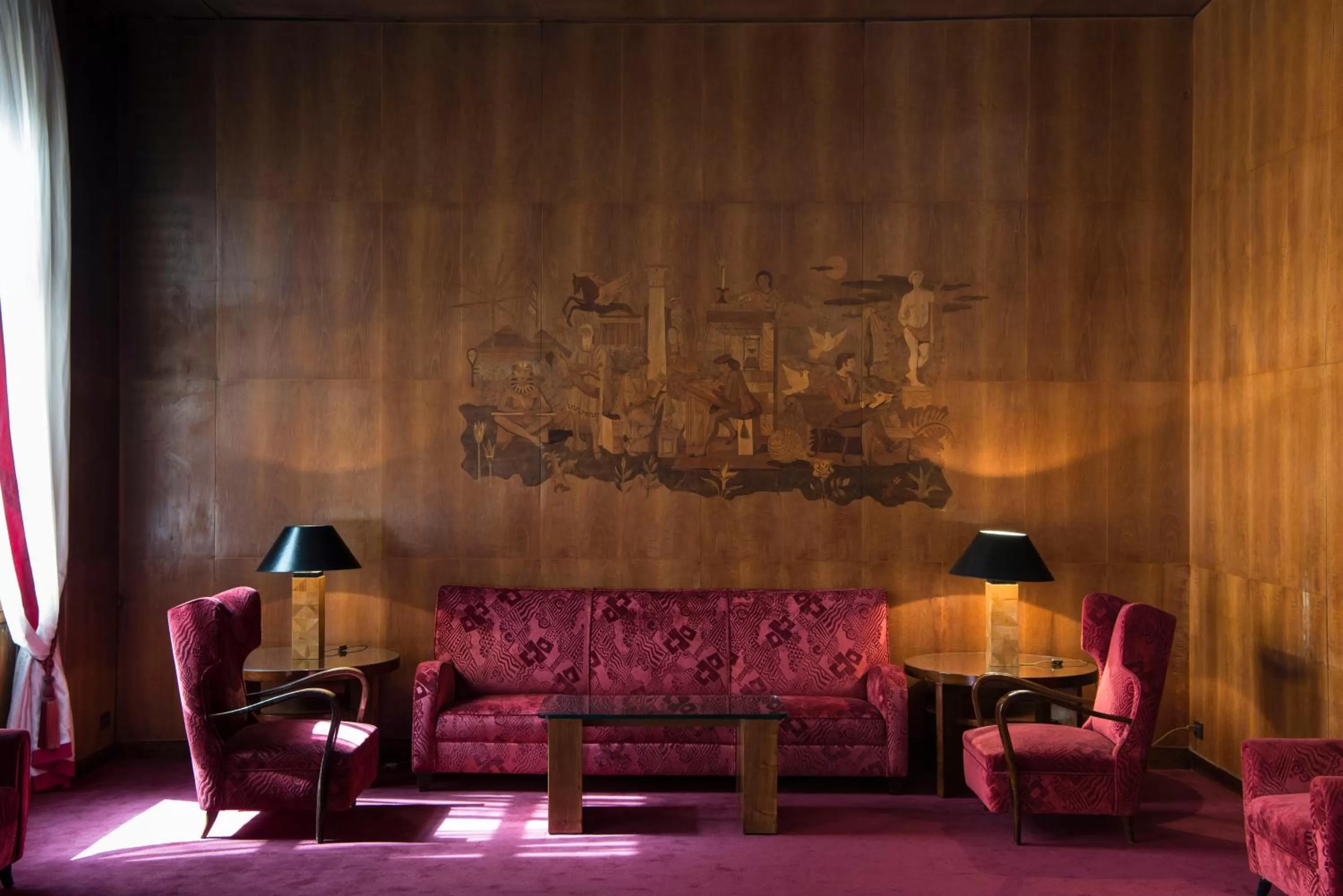 Seating area in Bettoja Hotel Mediterraneo